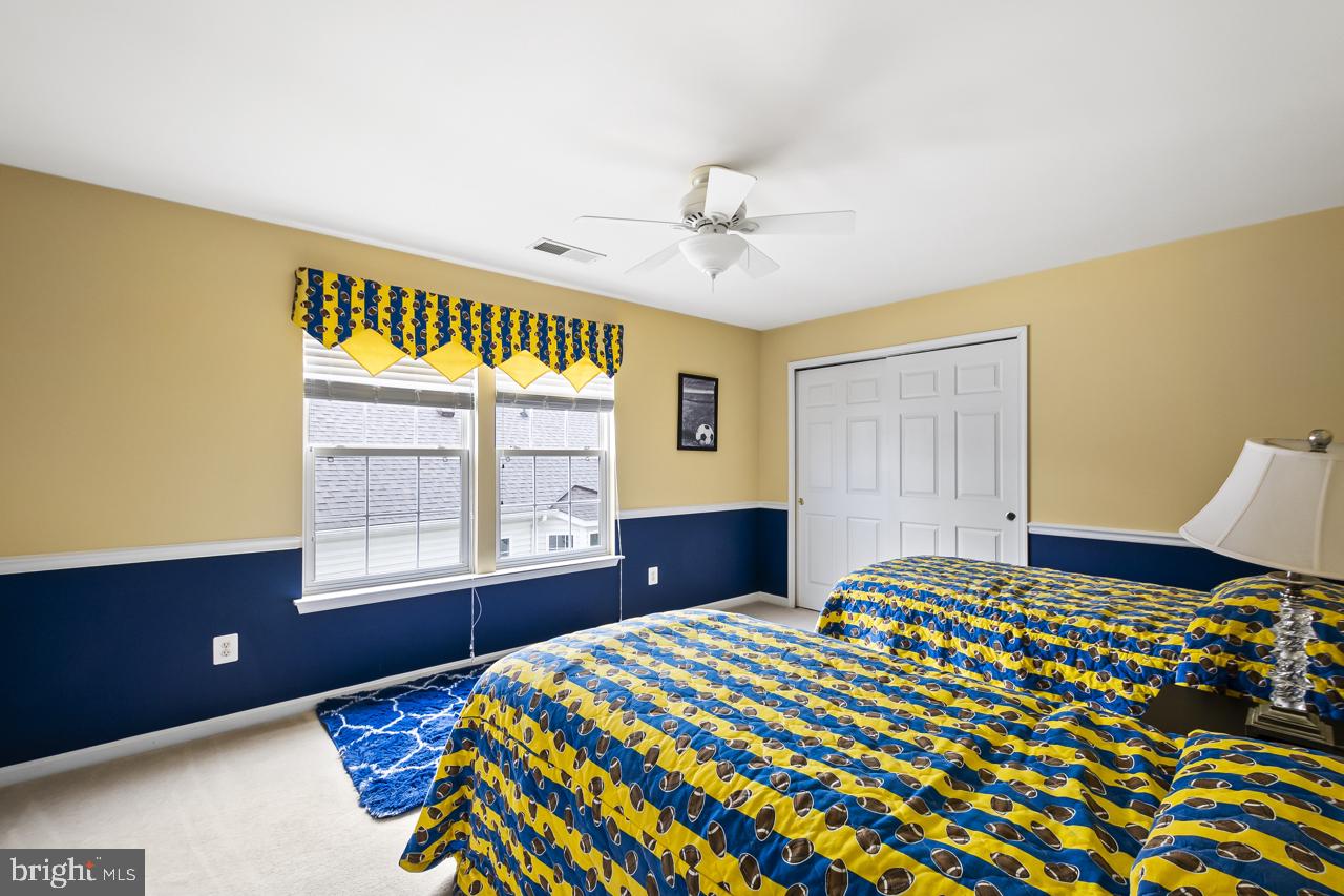 FOUR SEASONS IN HISTORIC VIRGINIA - Residential