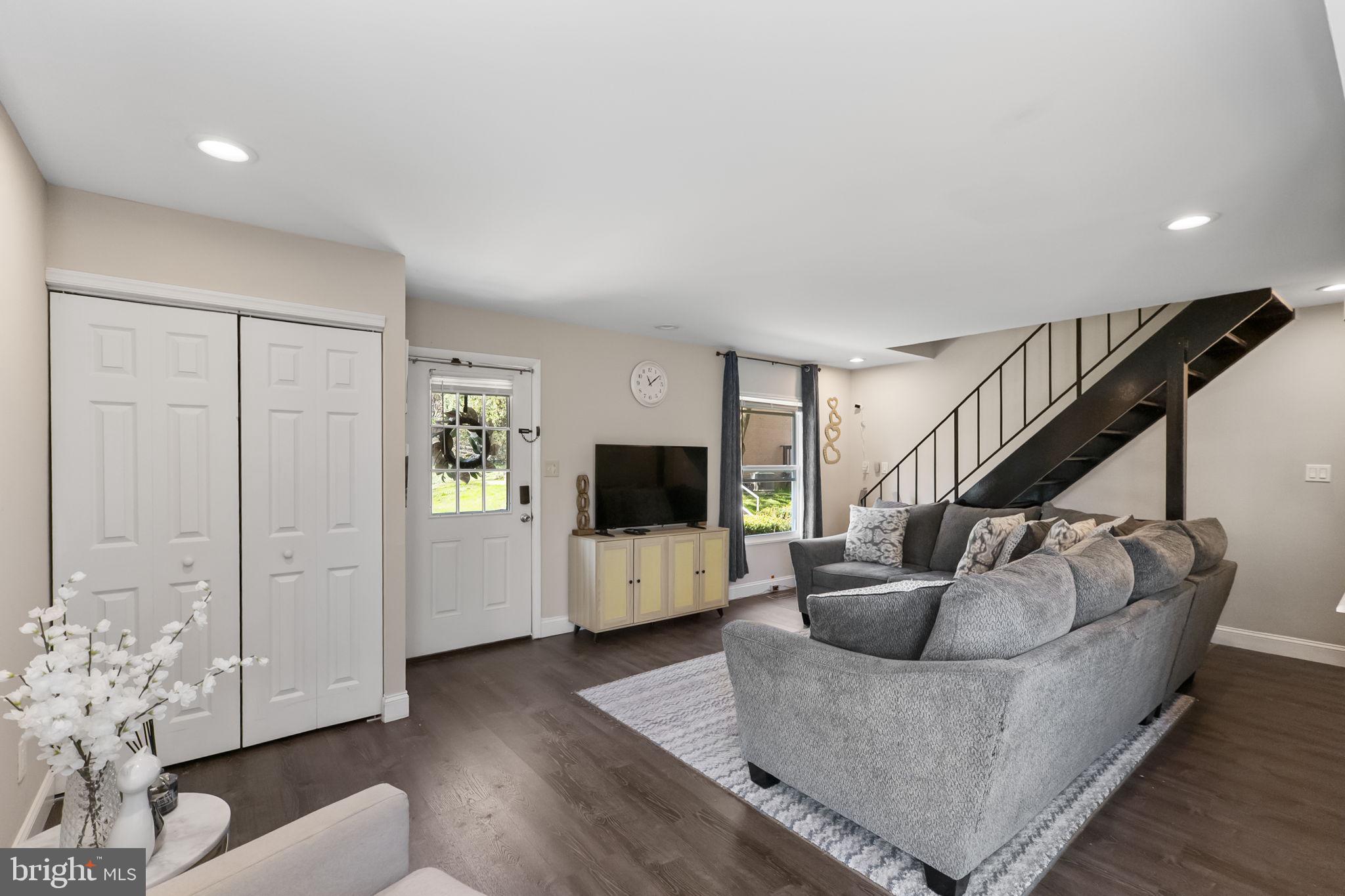 BROOKSHIRE - Residential