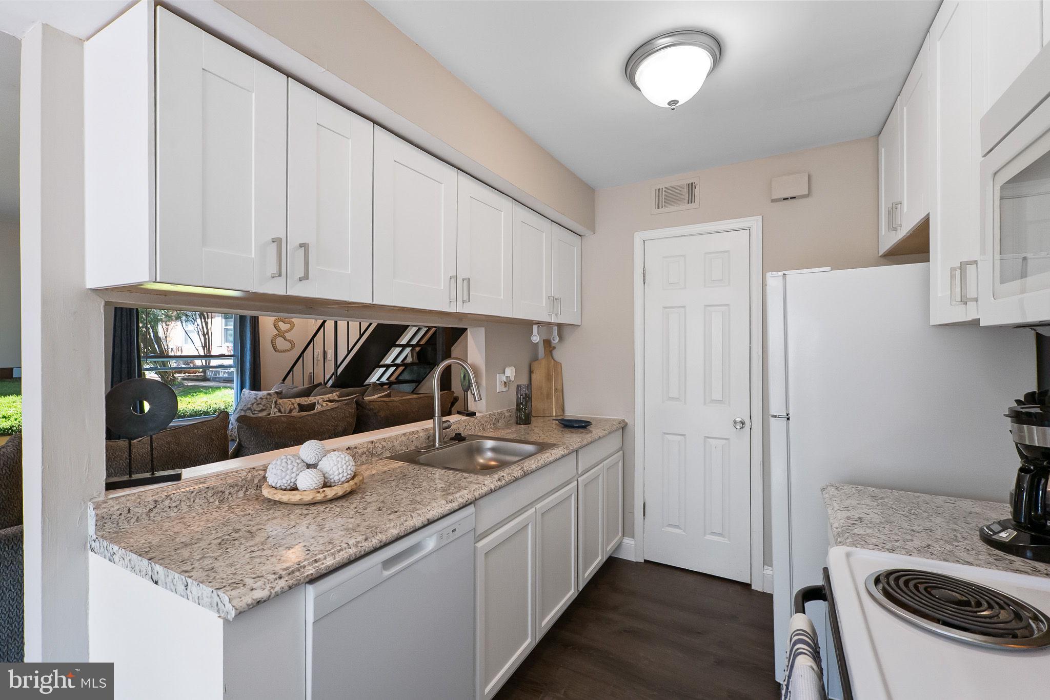 BROOKSHIRE - Residential