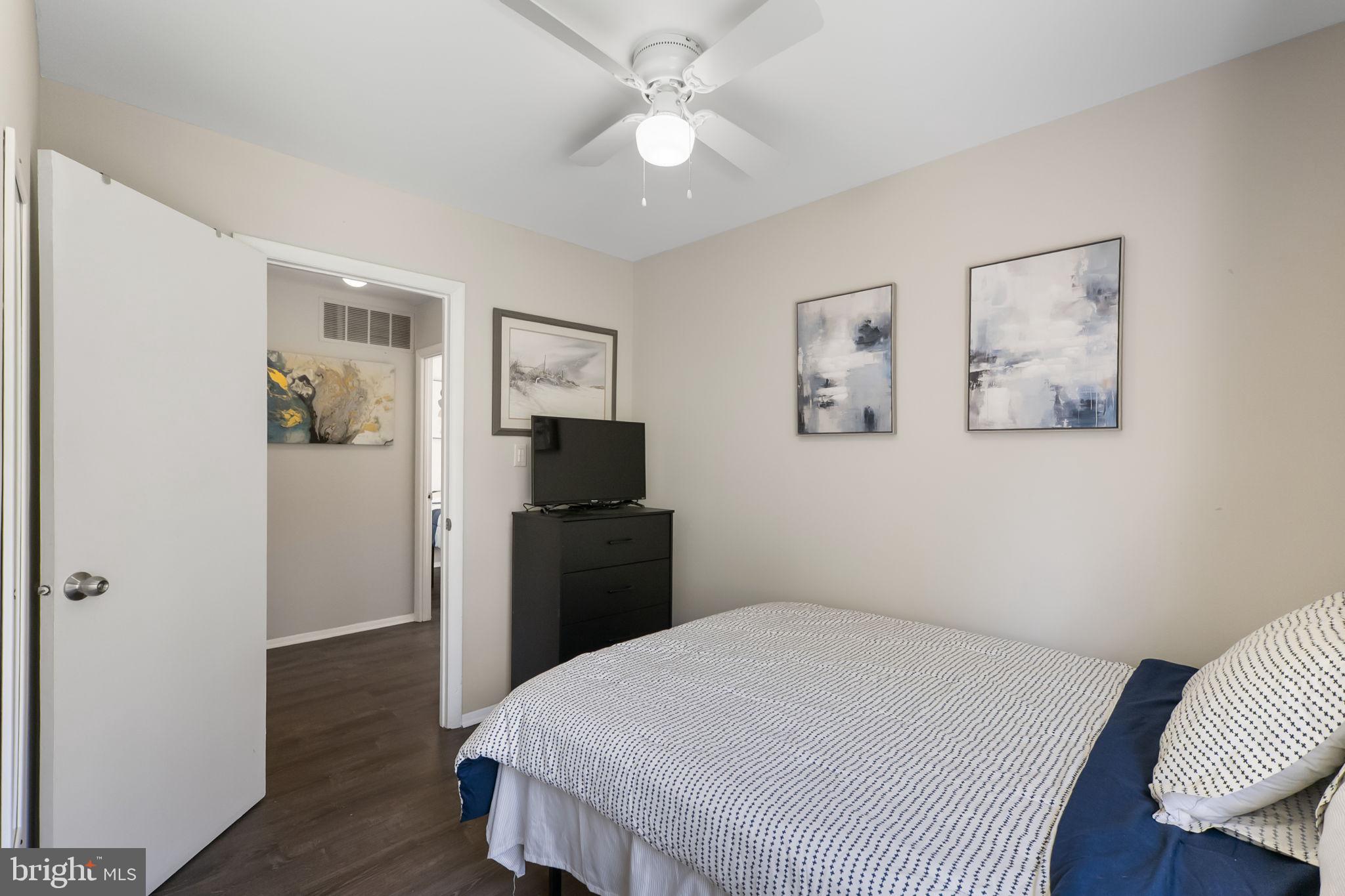 BROOKSHIRE - Residential