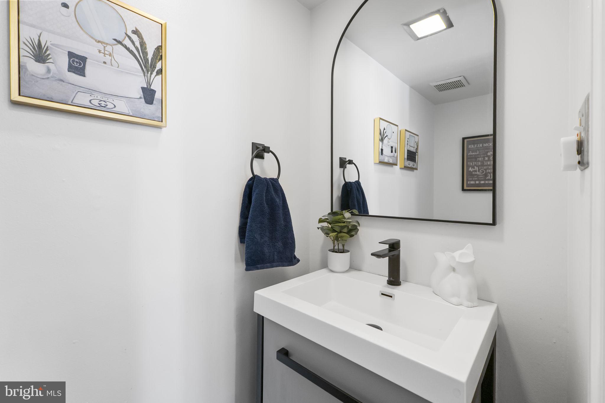 BROOKSHIRE - Residential