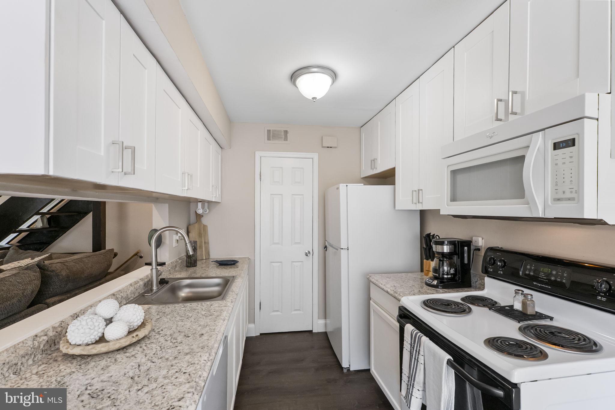 BROOKSHIRE - Residential