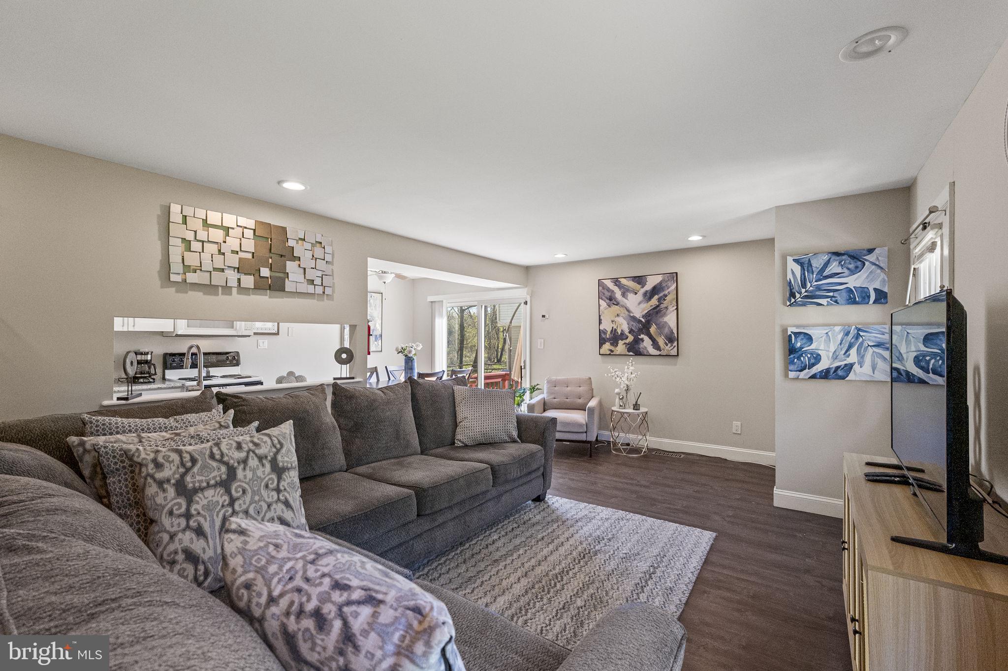 BROOKSHIRE - Residential