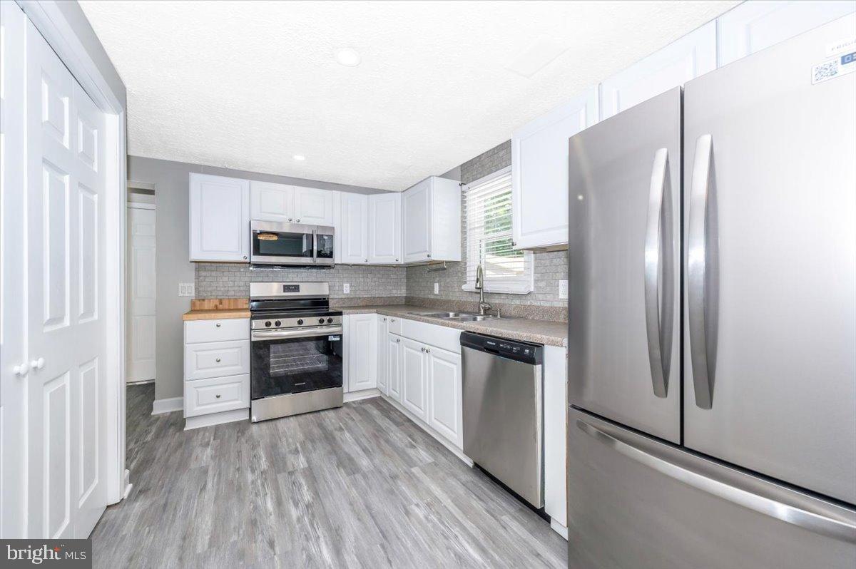 CHESAPEAKE RANCH ESTATES - Residential Lease