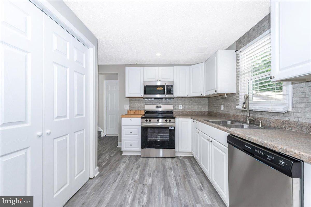 CHESAPEAKE RANCH ESTATES - Residential Lease