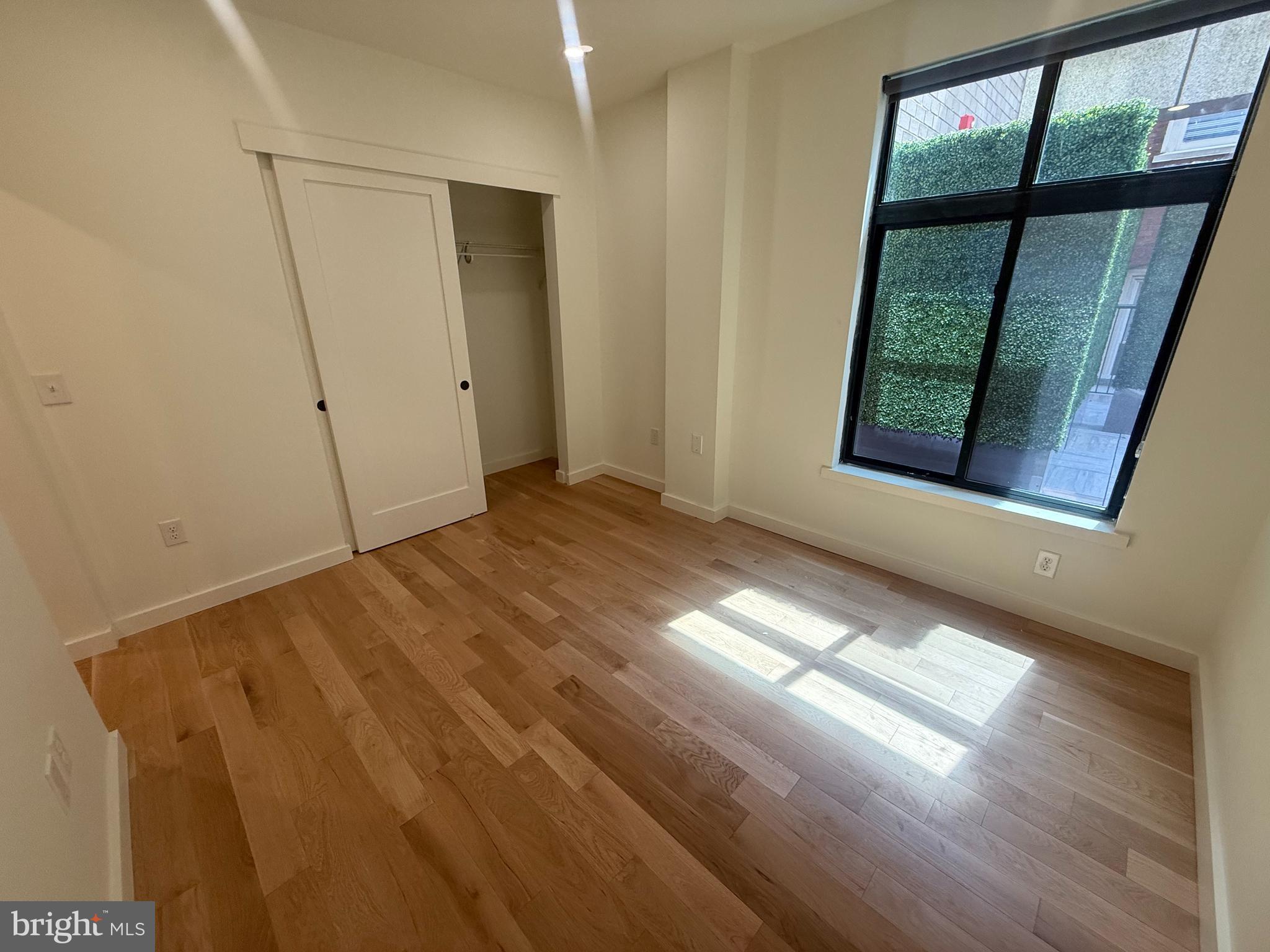 CENTER CITY - Residential Lease