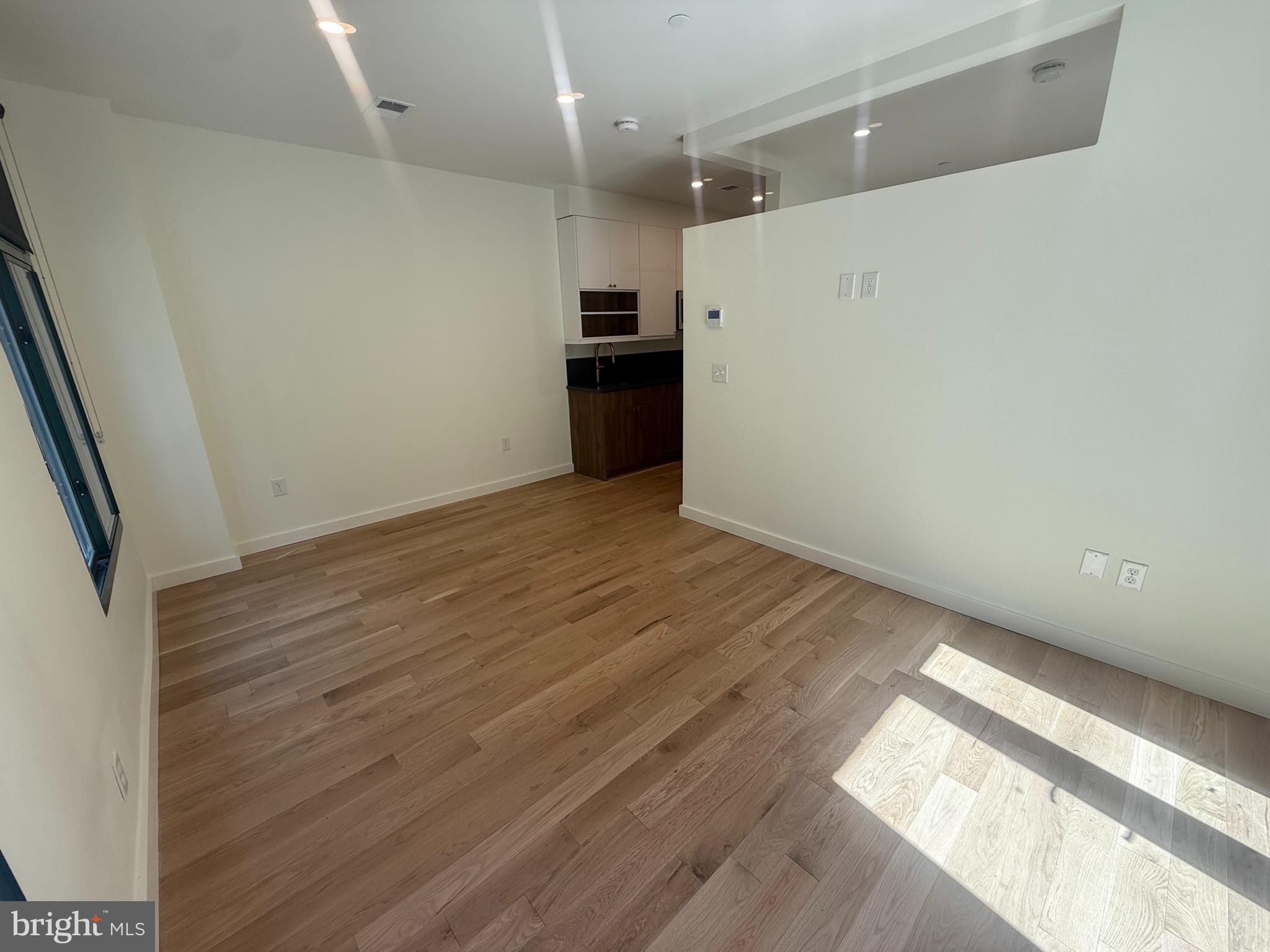 CENTER CITY - Residential Lease