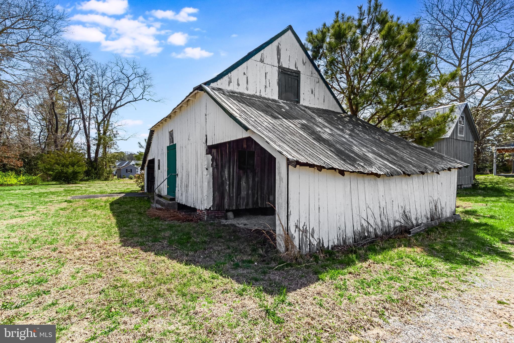 PINEWATER FARM - Residential