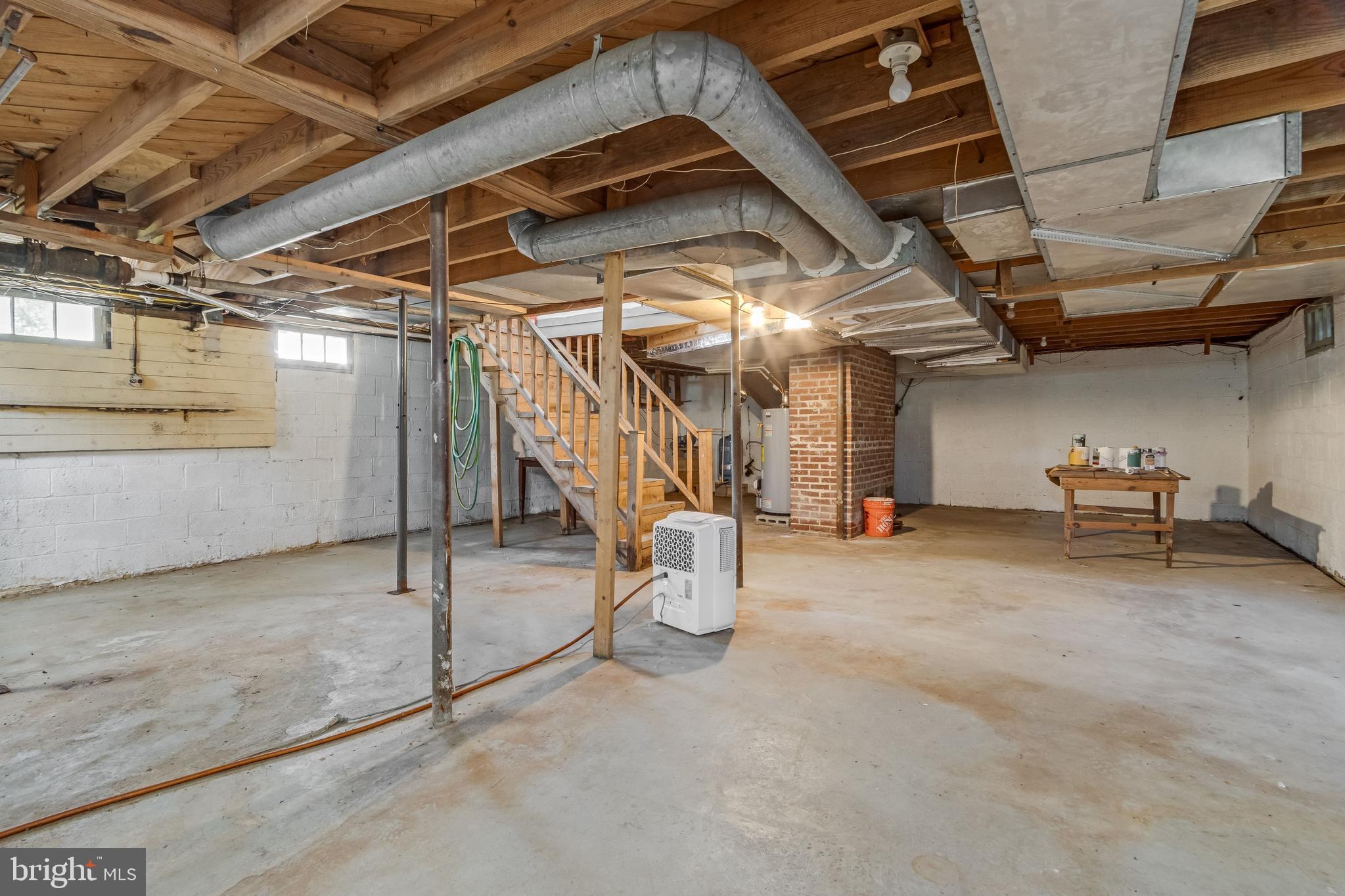 PINEWATER FARM - Residential