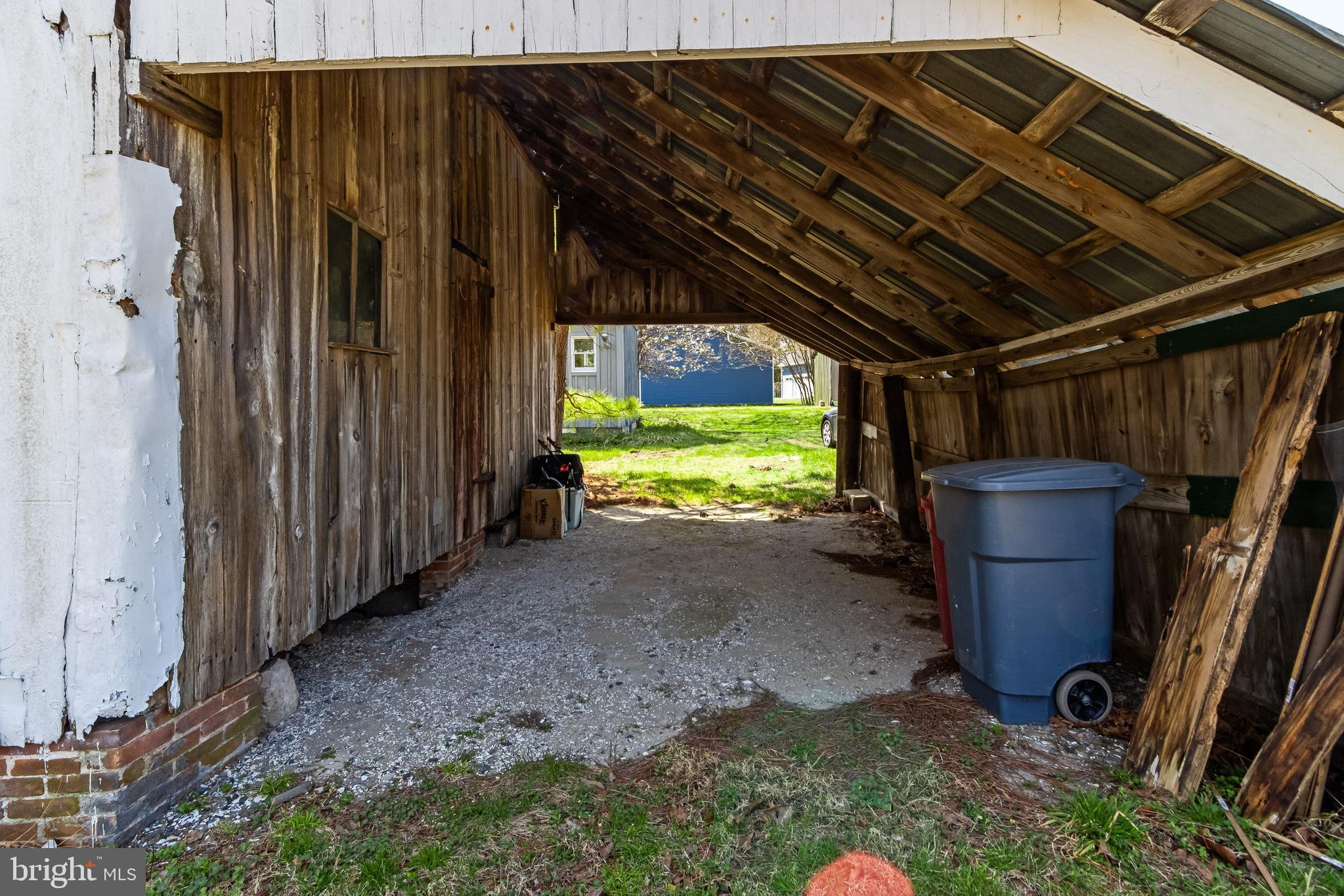 PINEWATER FARM - Residential