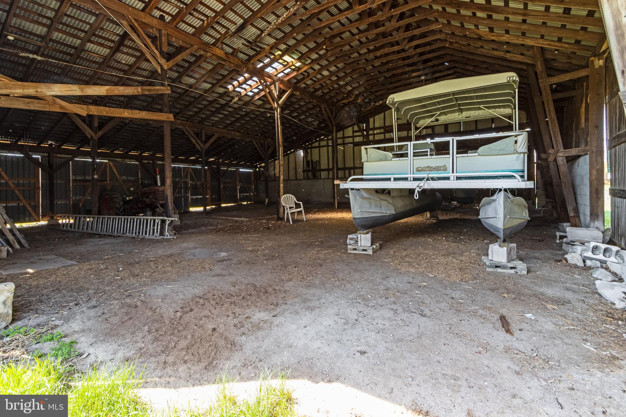 PINEWATER FARM - Residential