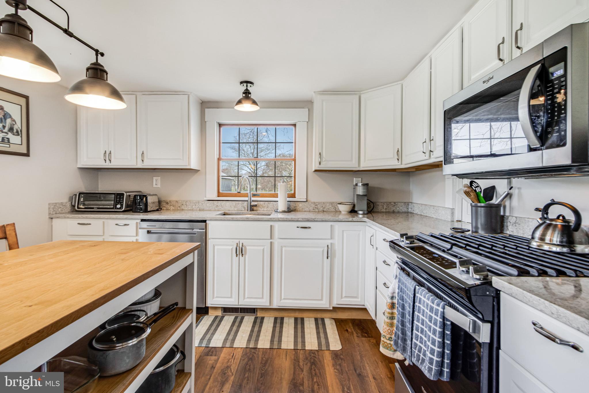 PINEWATER FARM - Residential