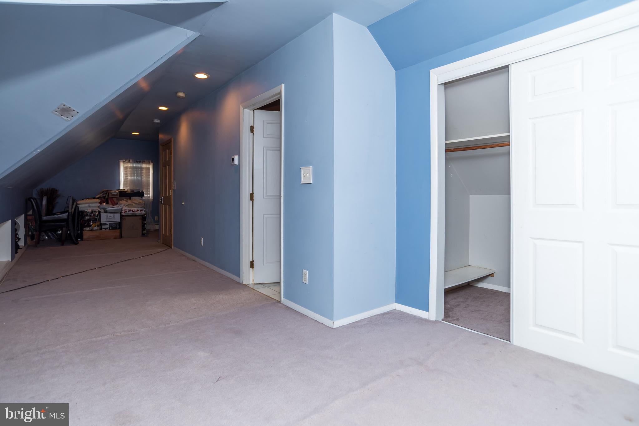 MANOR PARK - Residential