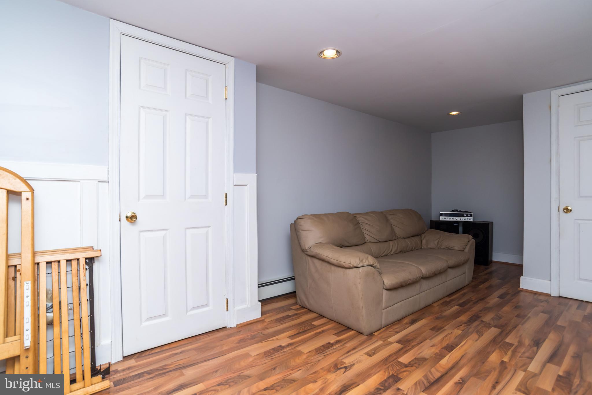 MANOR PARK - Residential