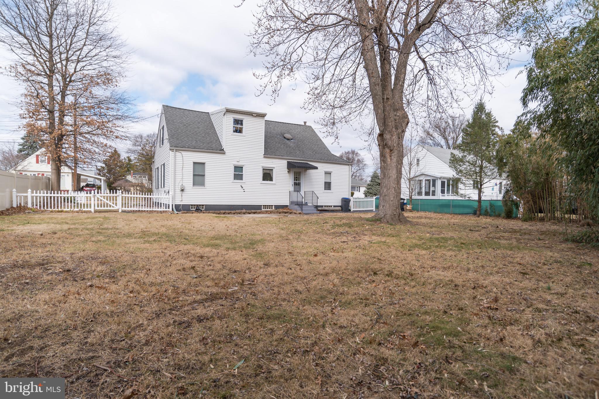 MANOR PARK - Residential