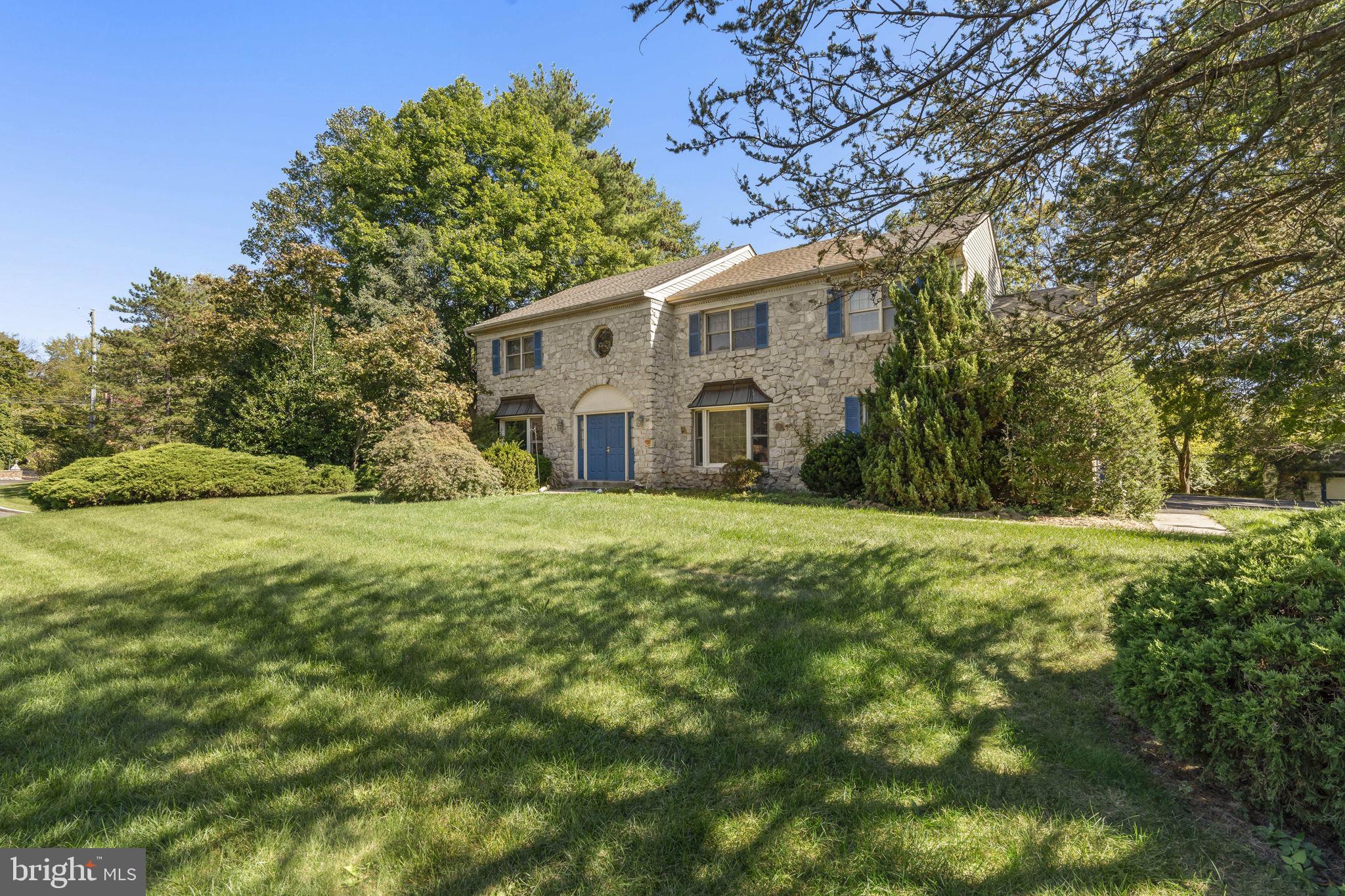1 WAYNE CIRCLE