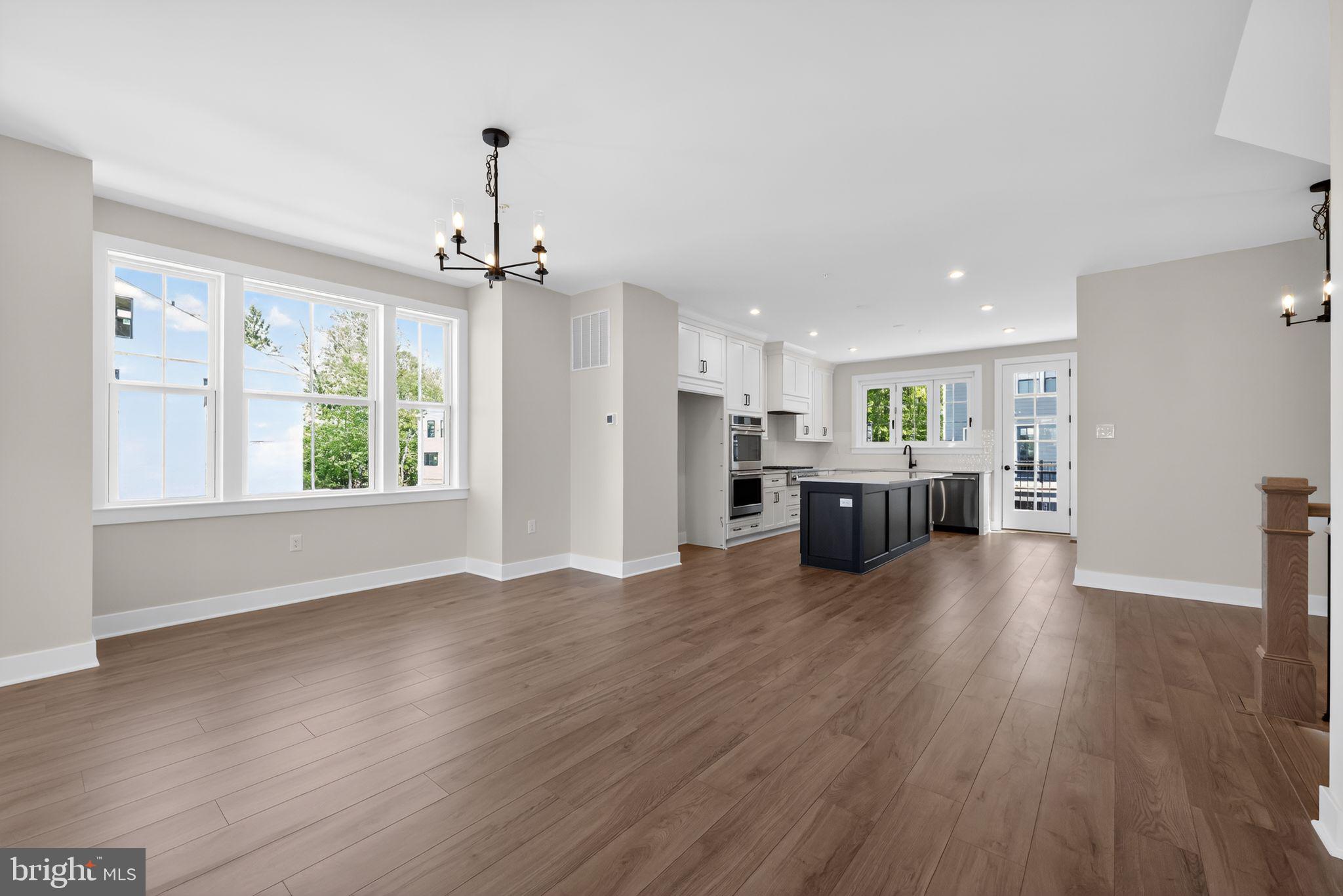 TOWNS AT PENNYBROOK - Residential