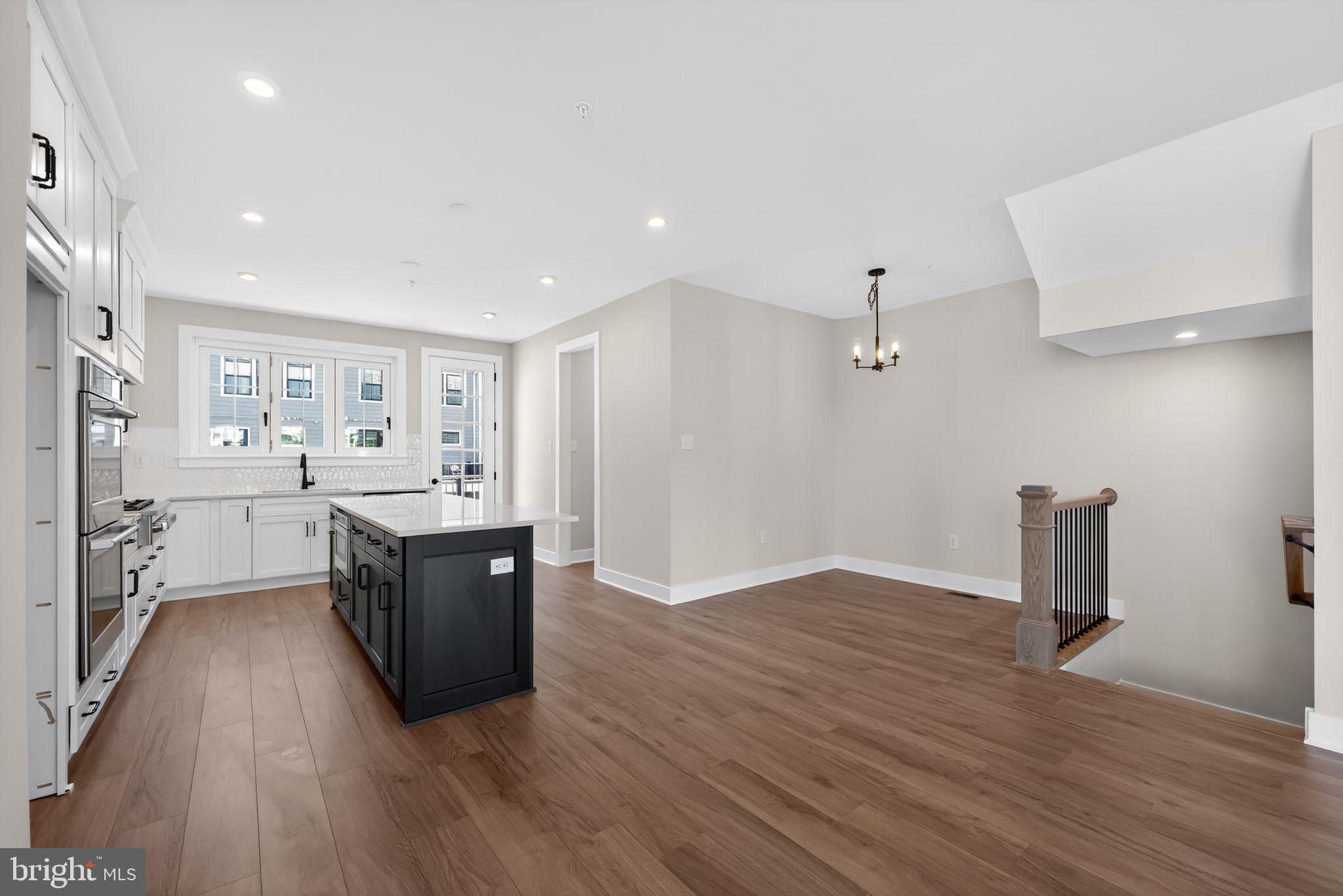 TOWNS AT PENNYBROOK - Residential