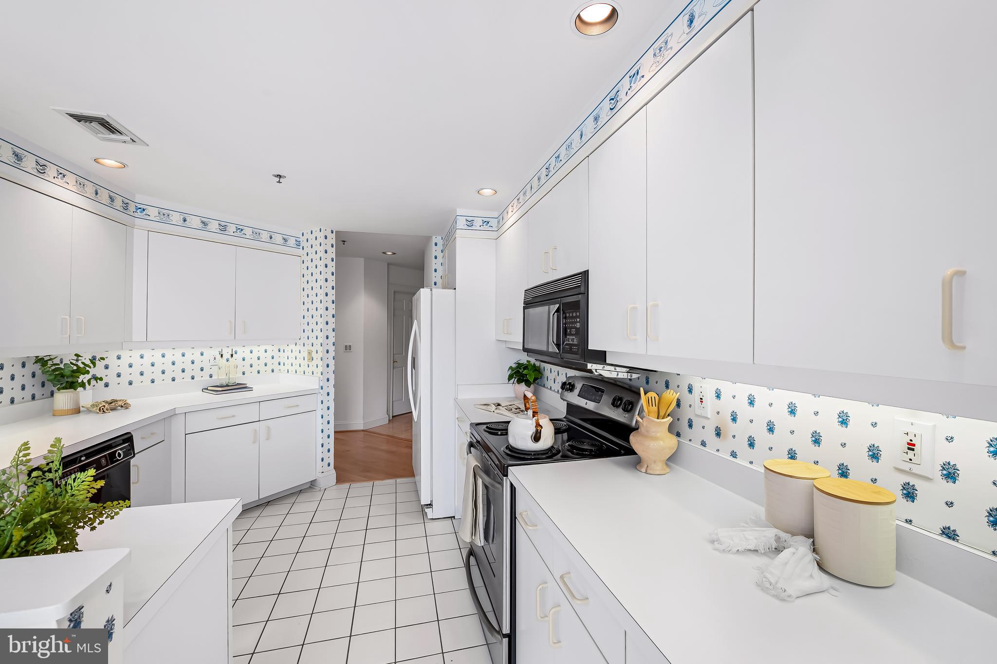 TUSCANY-CANTERBURY - Residential