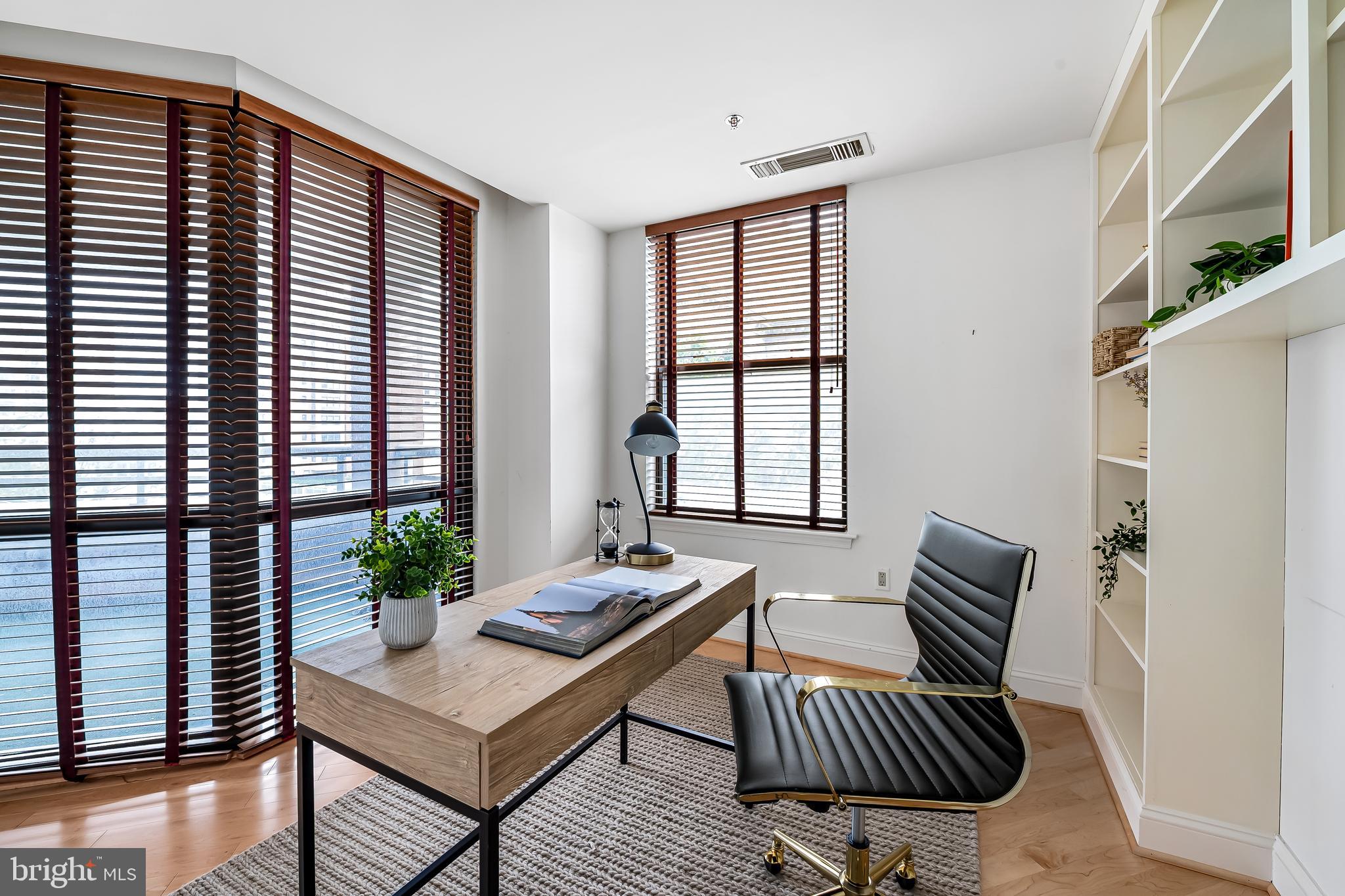 TUSCANY-CANTERBURY - Residential