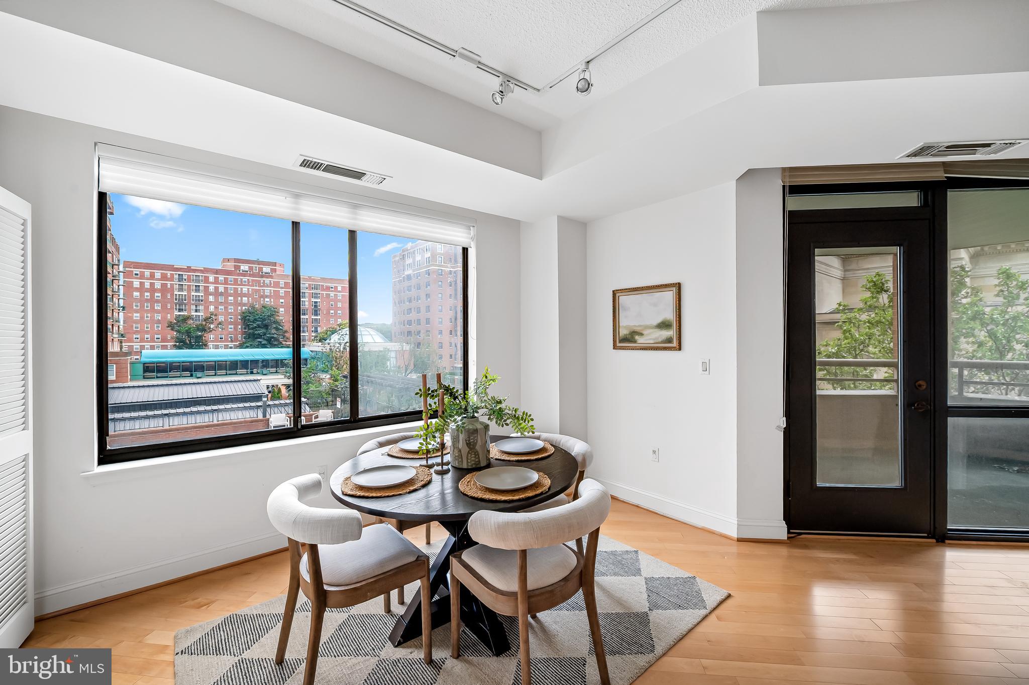 TUSCANY-CANTERBURY - Residential