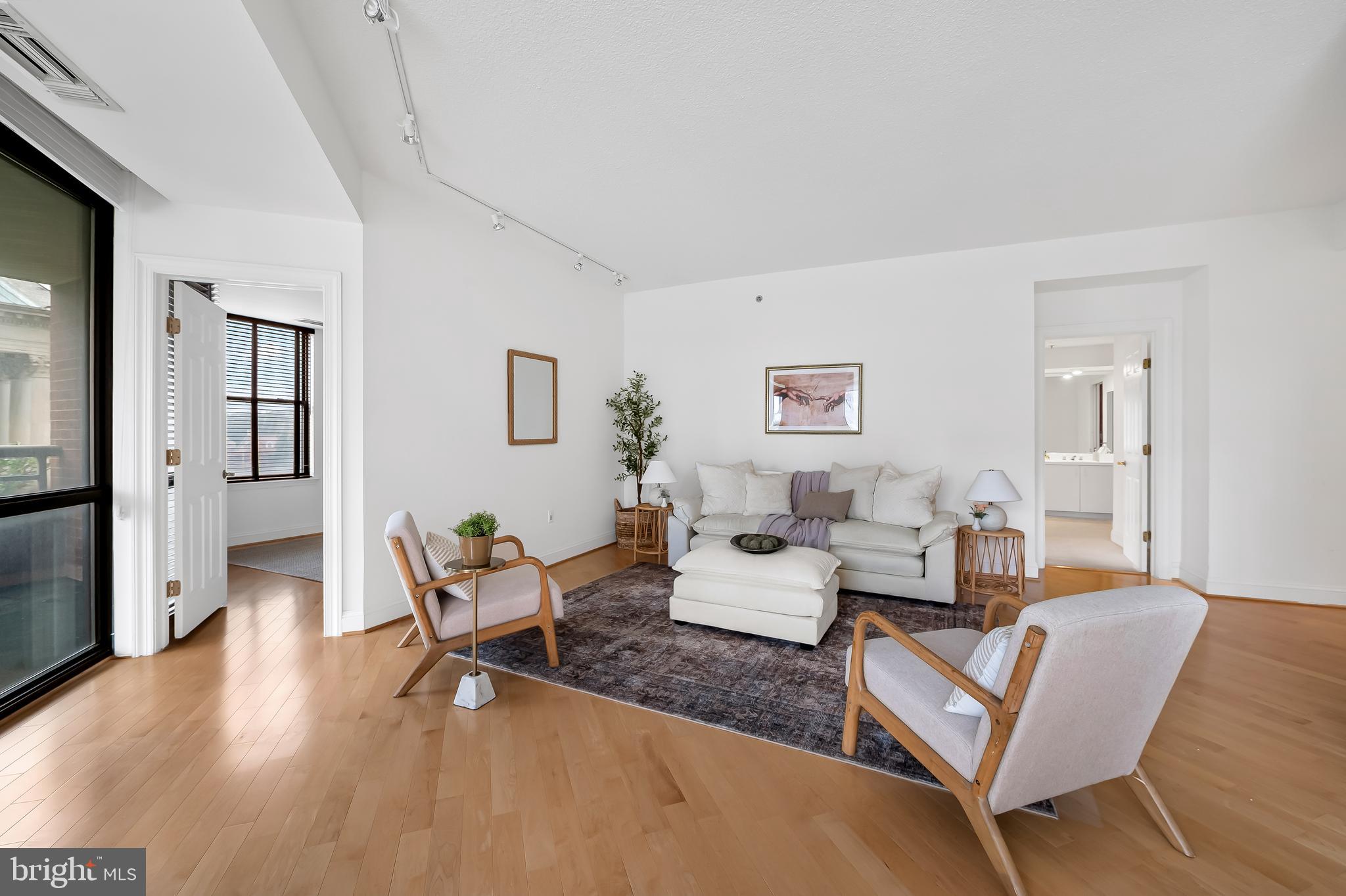 TUSCANY-CANTERBURY - Residential