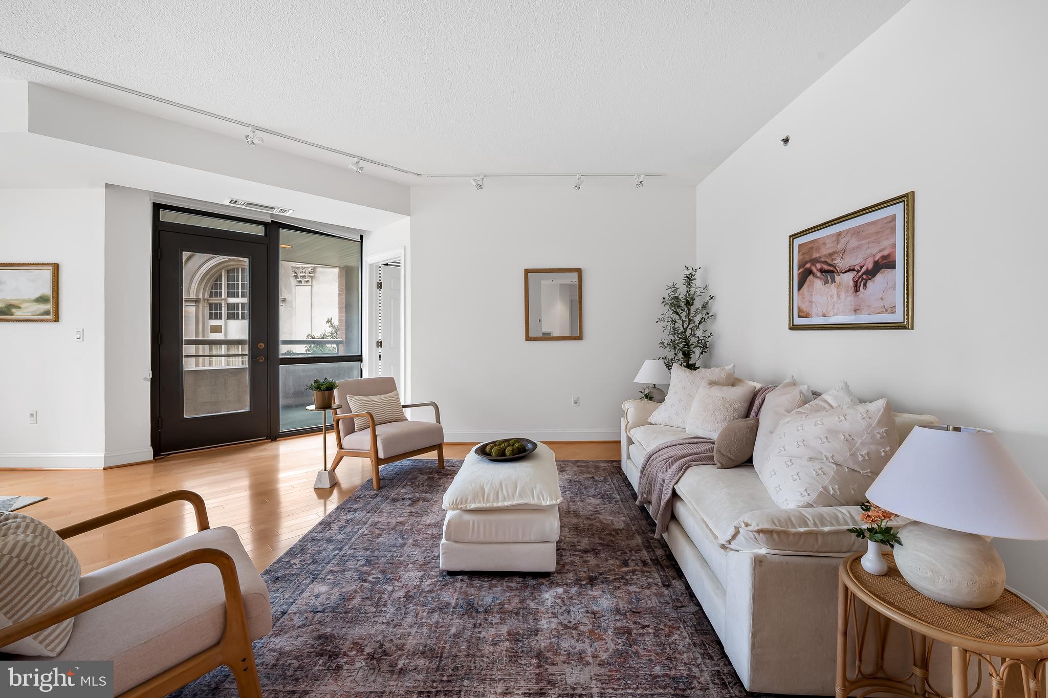 TUSCANY-CANTERBURY - Residential