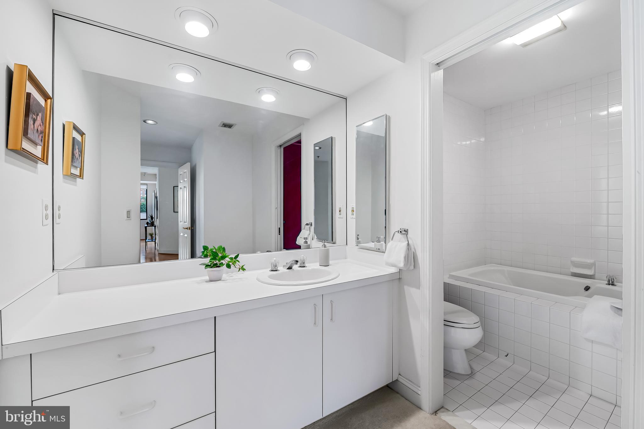 TUSCANY-CANTERBURY - Residential