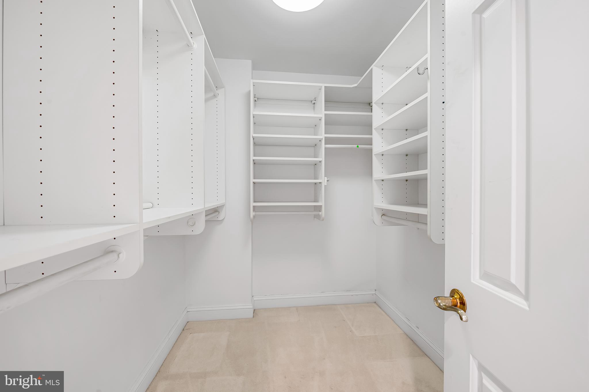 TUSCANY-CANTERBURY - Residential