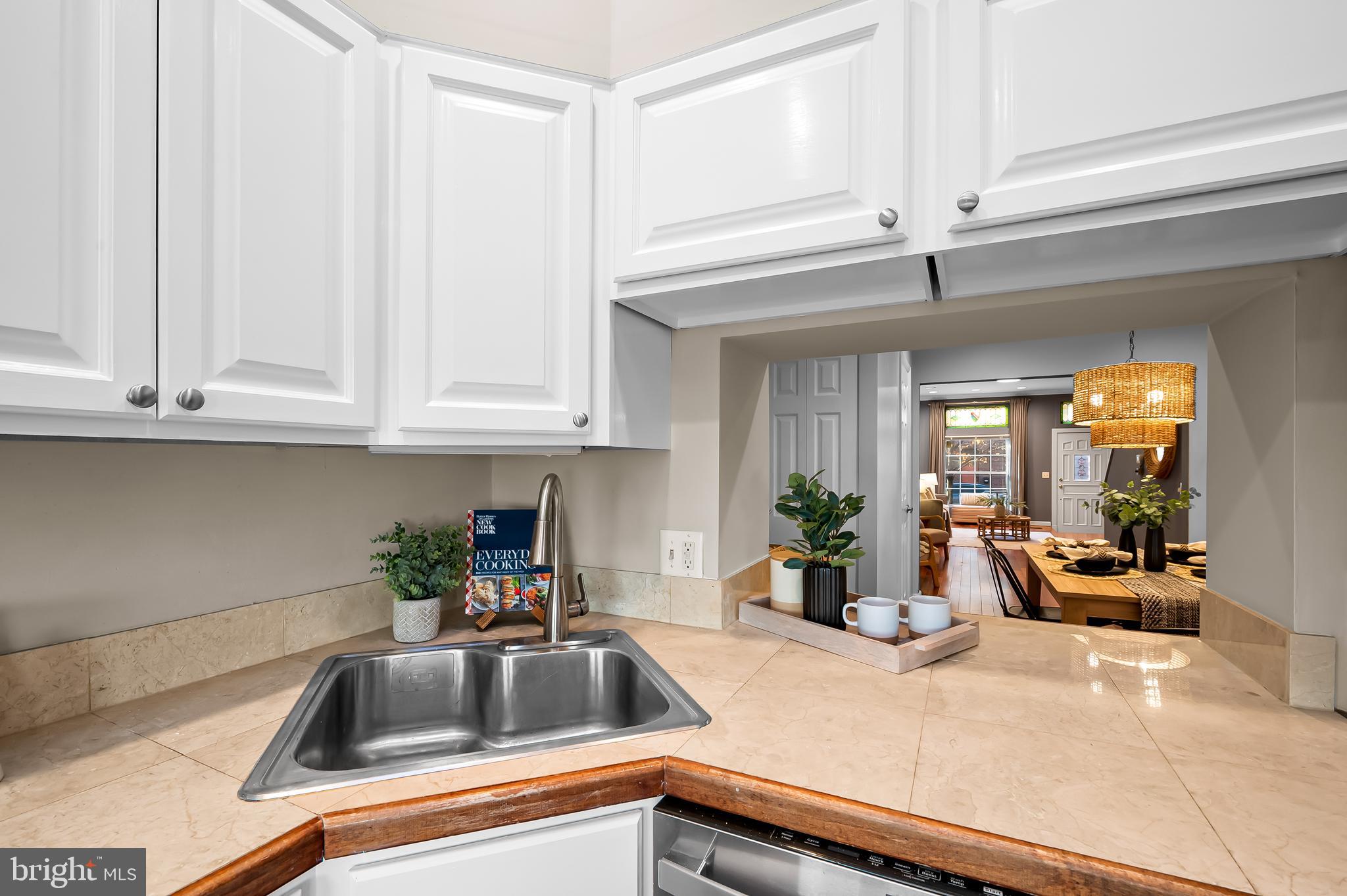 LOCUST POINT - Residential Lease