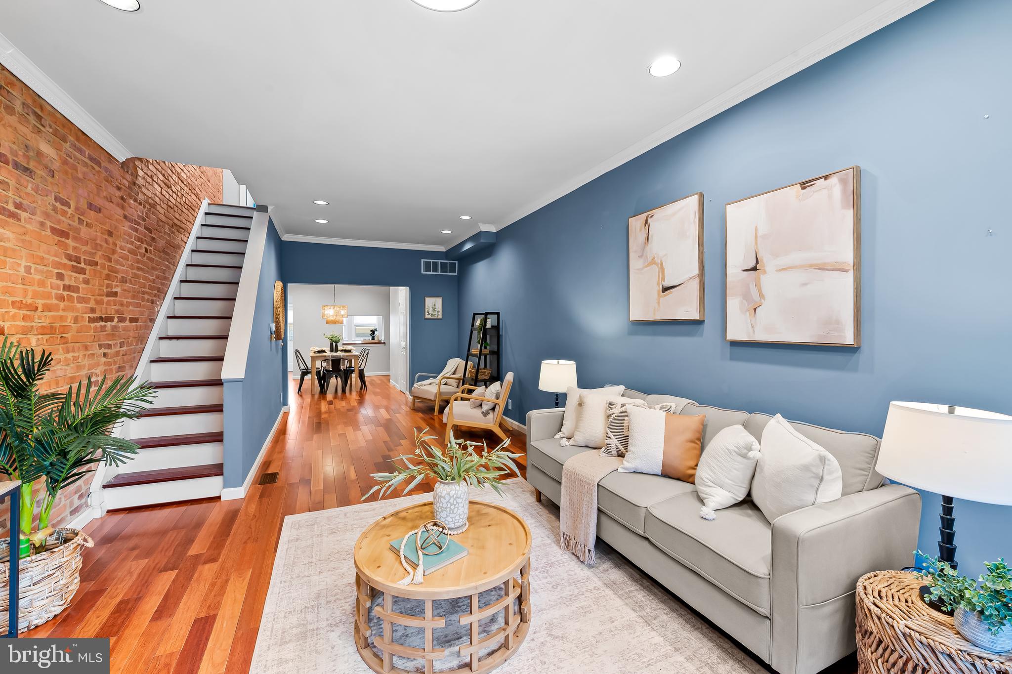 LOCUST POINT - Residential Lease