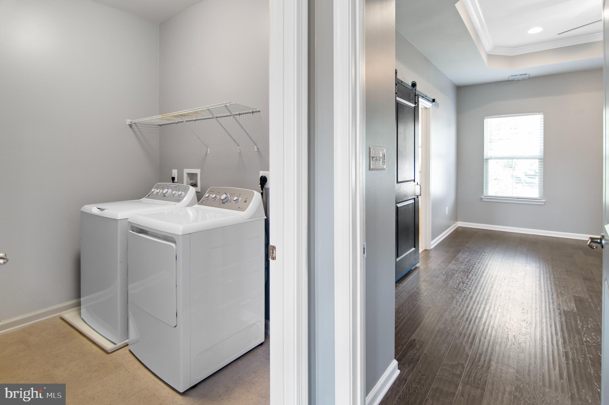 PONDVIEW - Residential