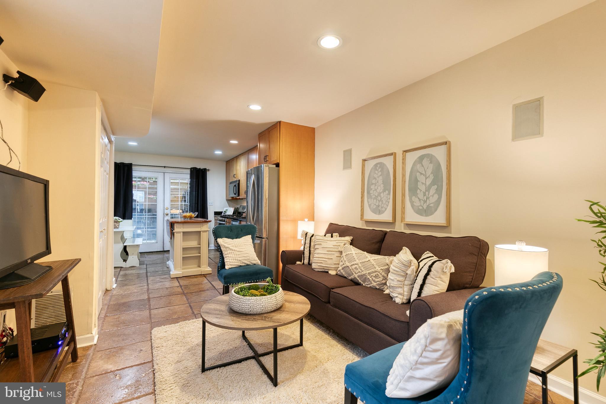 UPPER FELLS POINT - Residential