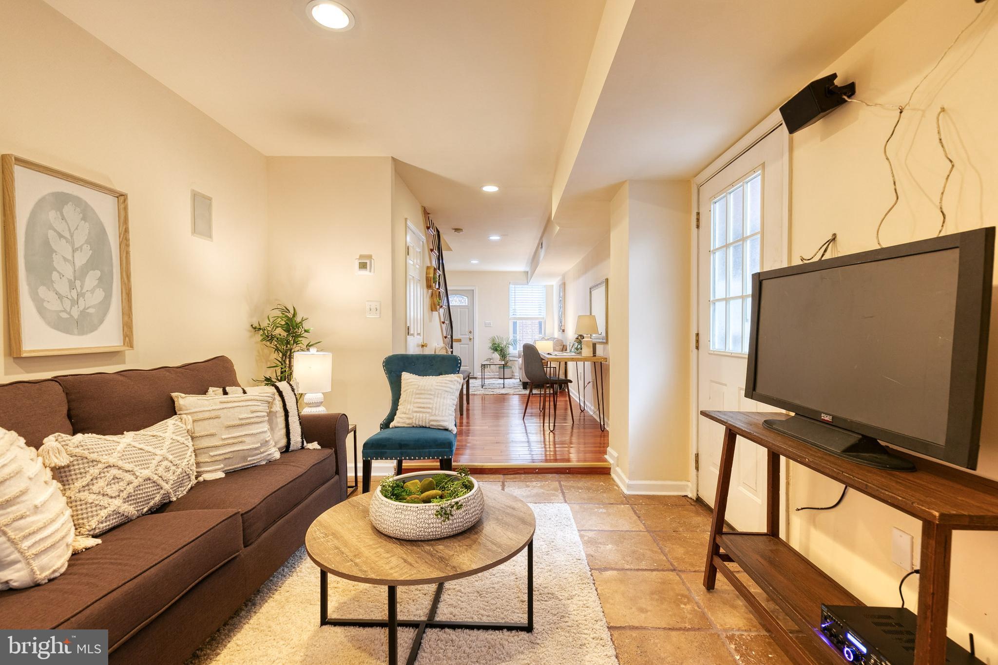 UPPER FELLS POINT - Residential