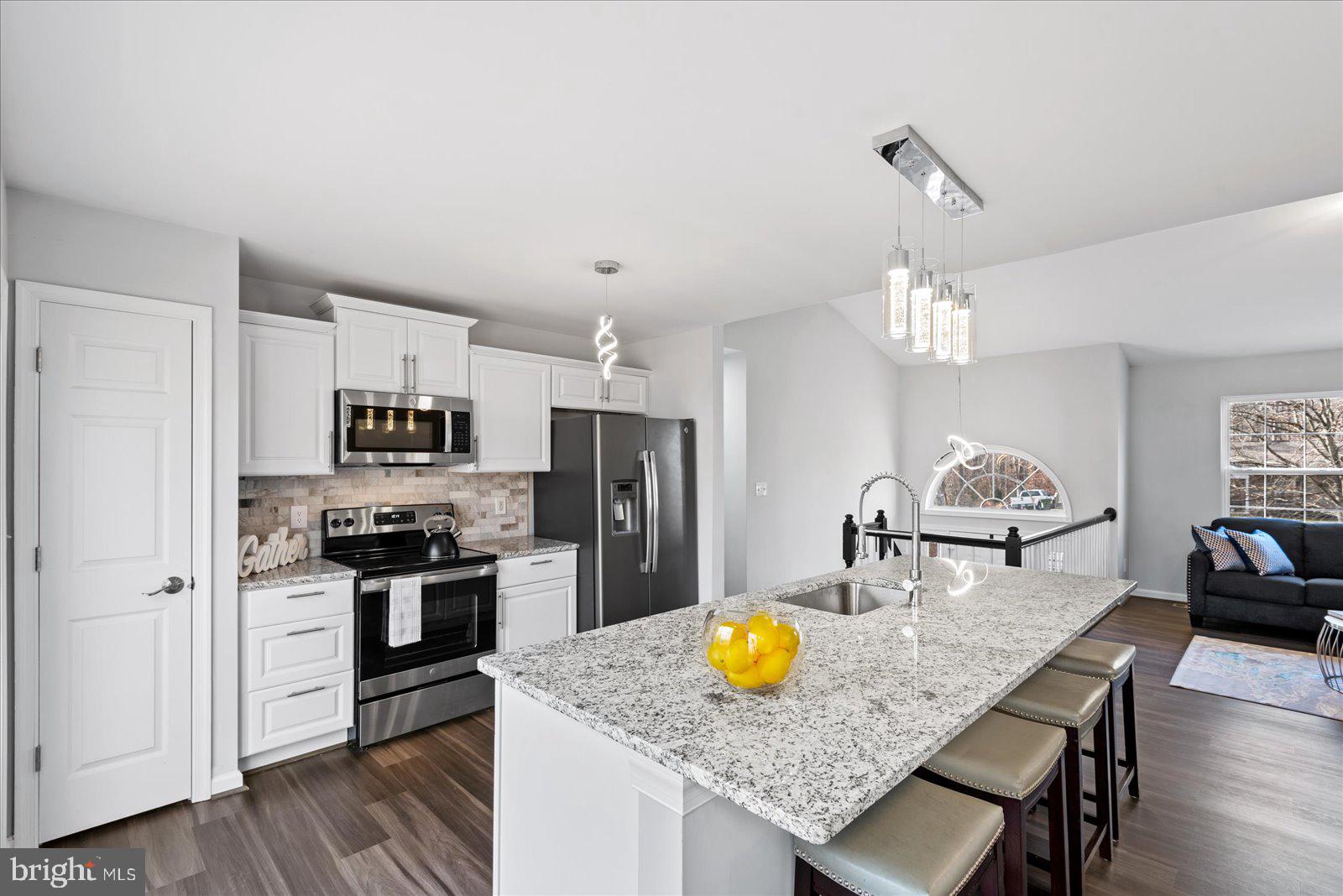 LAKE ARROWHEAD - Residential