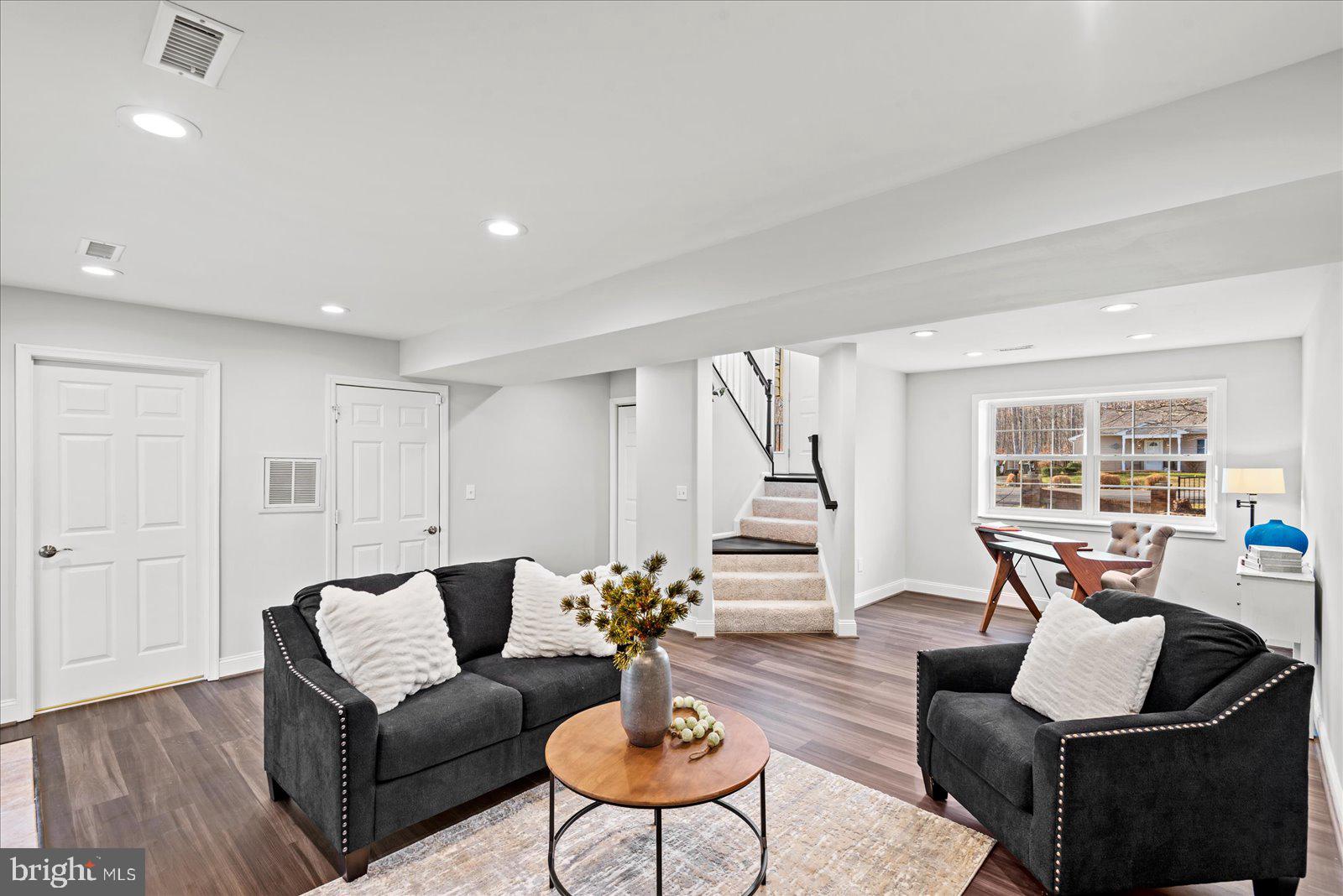 LAKE ARROWHEAD - Residential