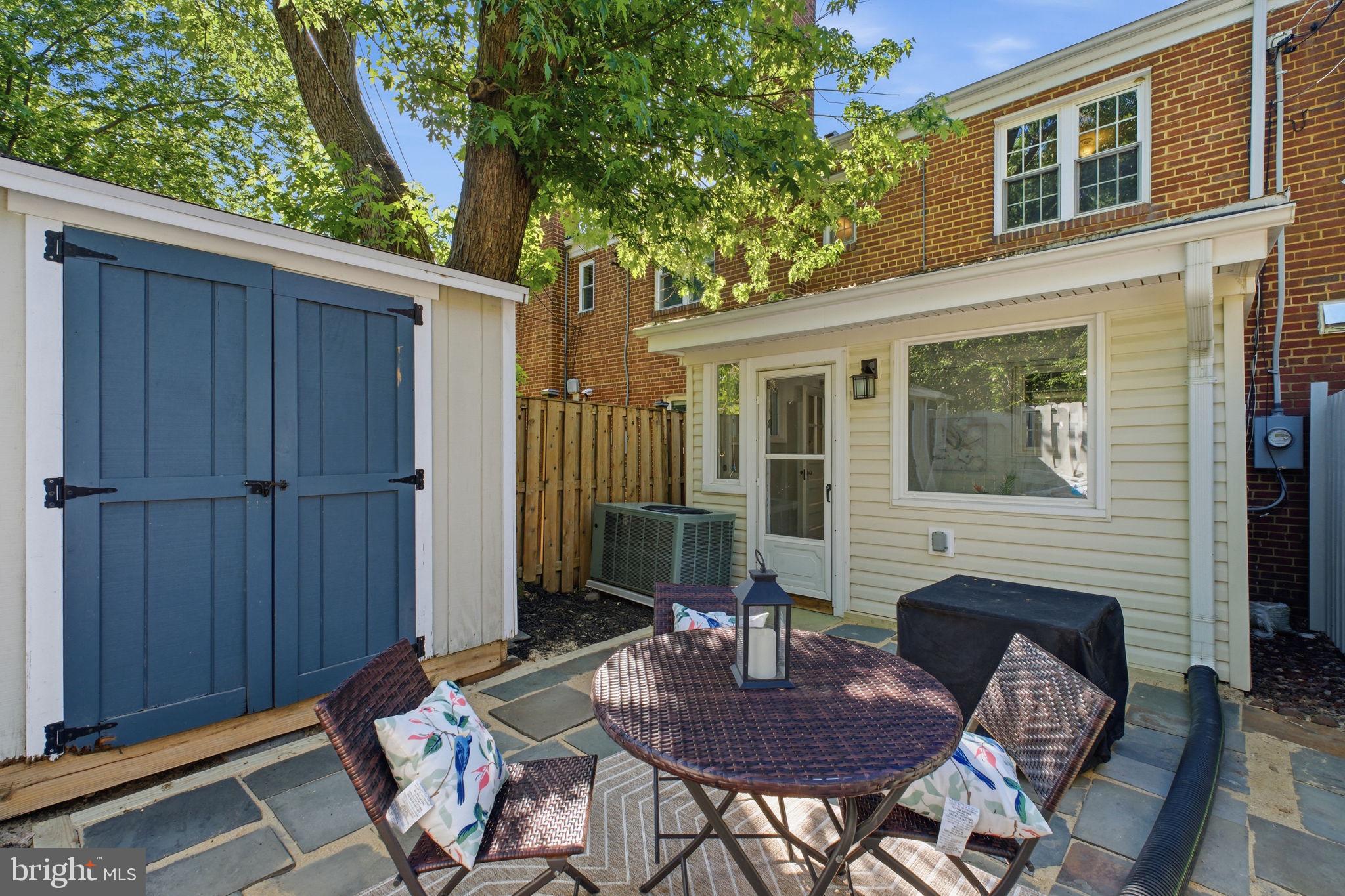 ROSEMONT - Residential