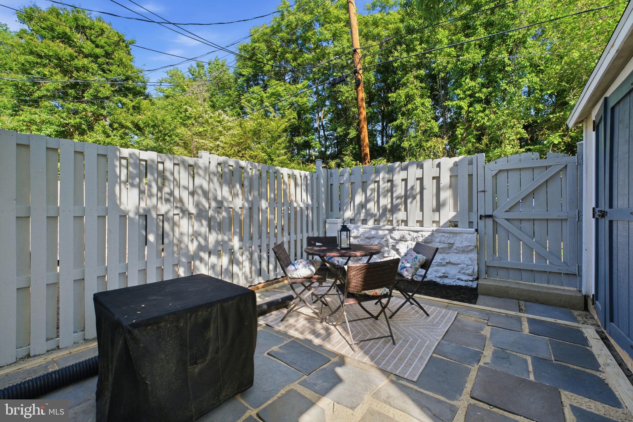 ROSEMONT - Residential