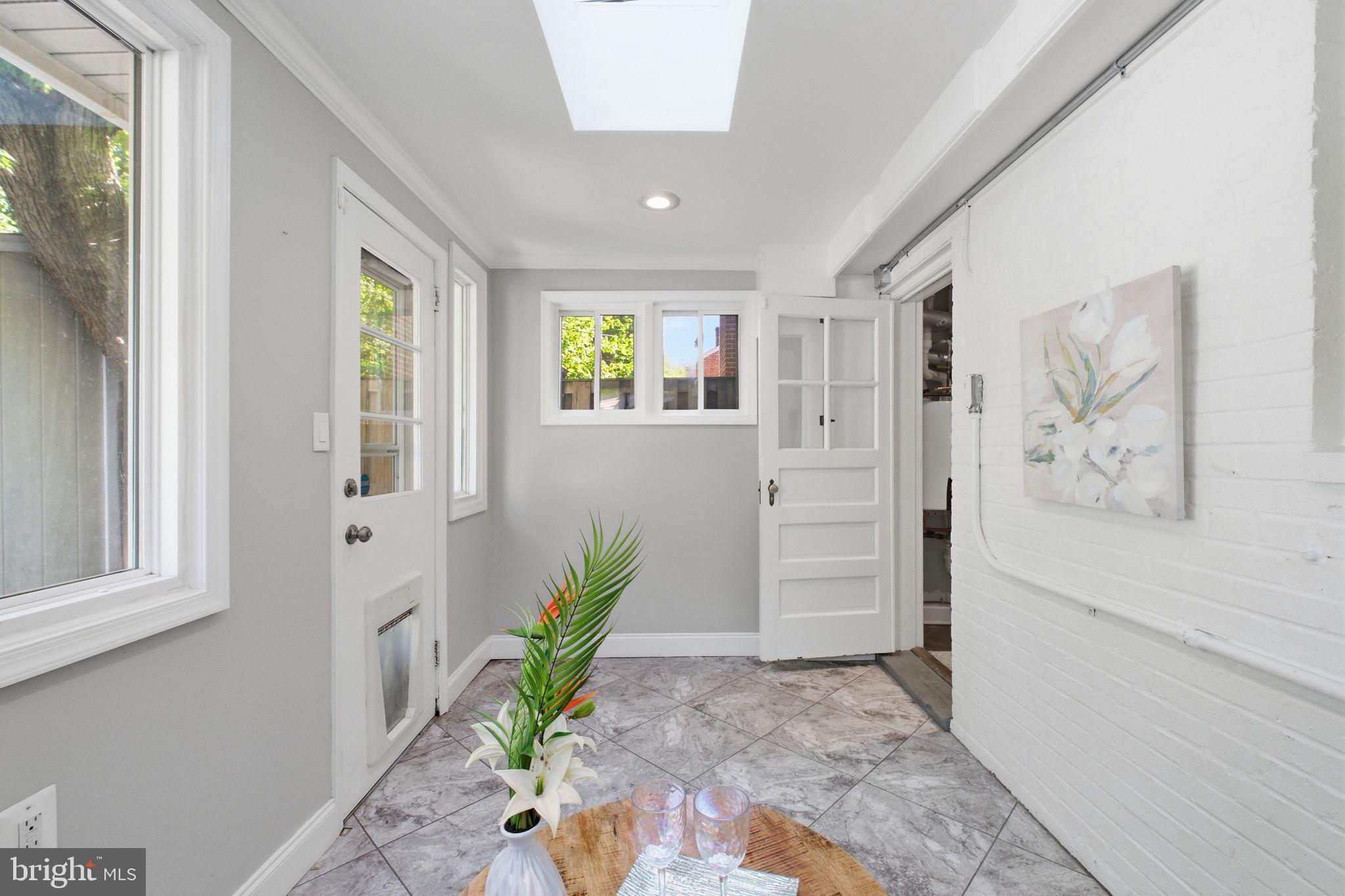 ROSEMONT - Residential