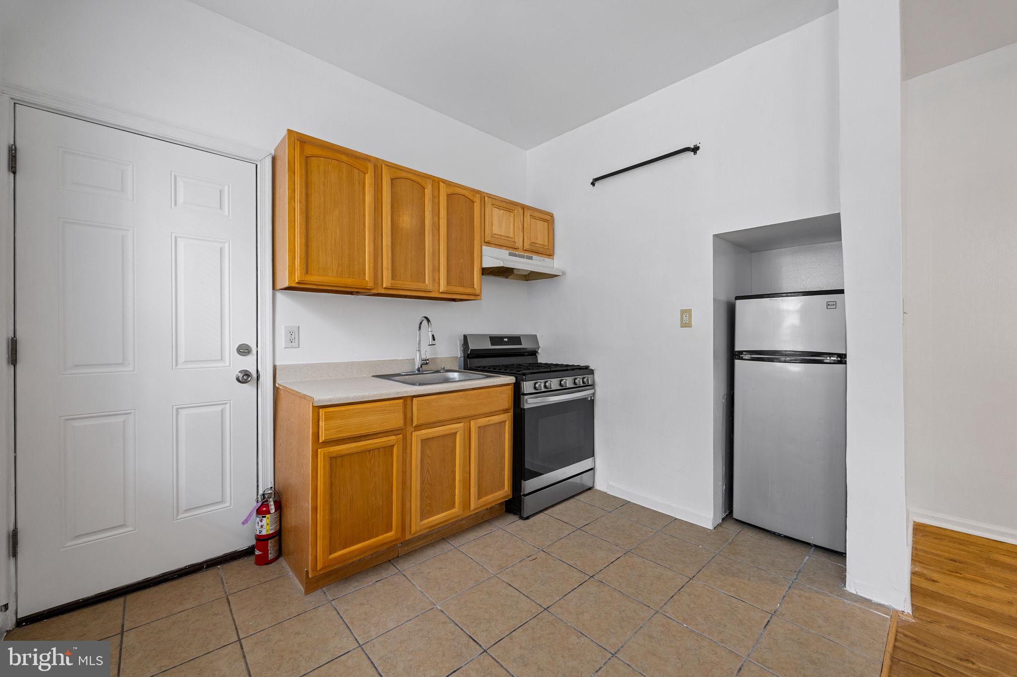 POWELTON VILLAGE - Residential Income