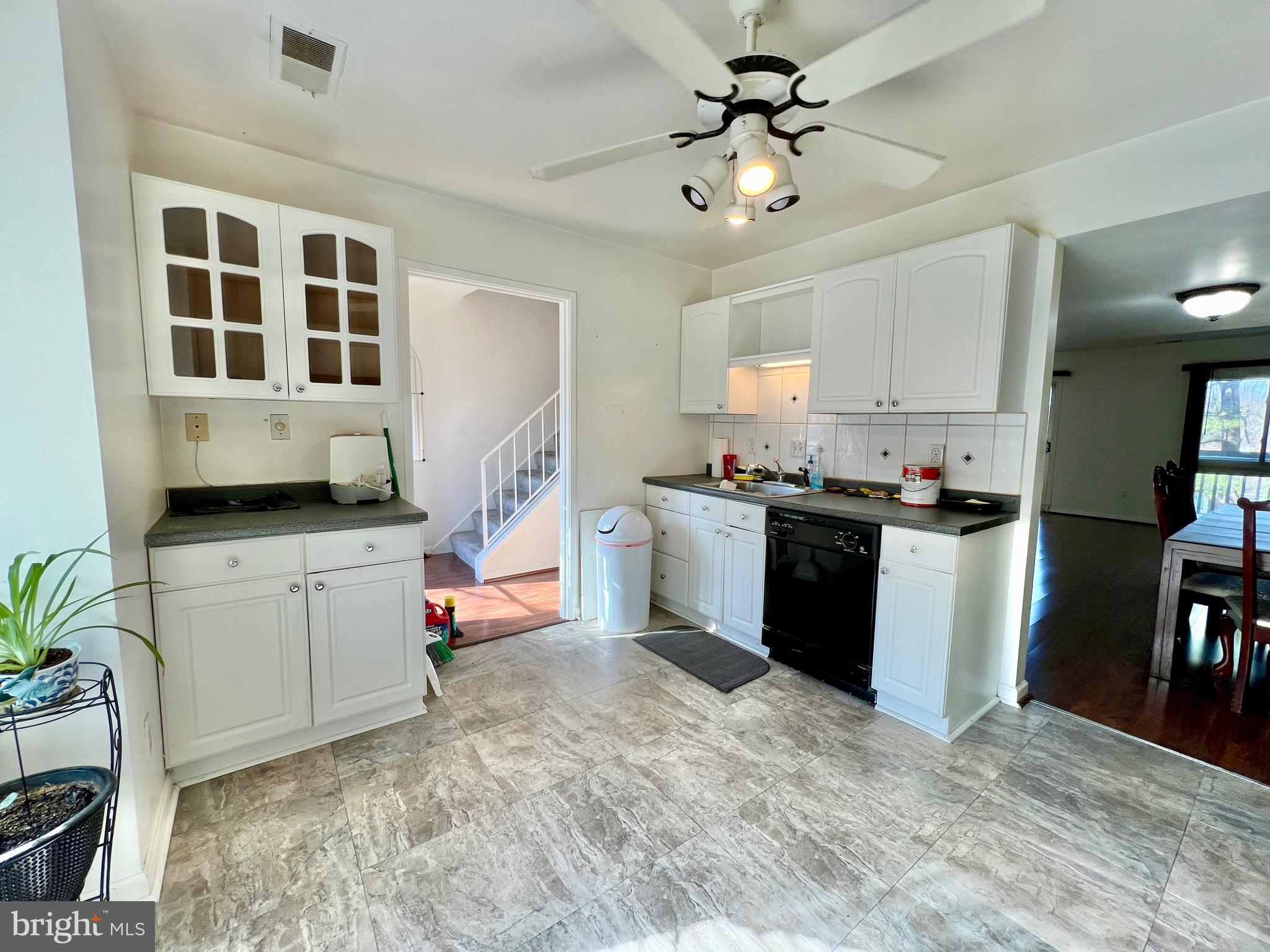 CLUB HILL - Residential