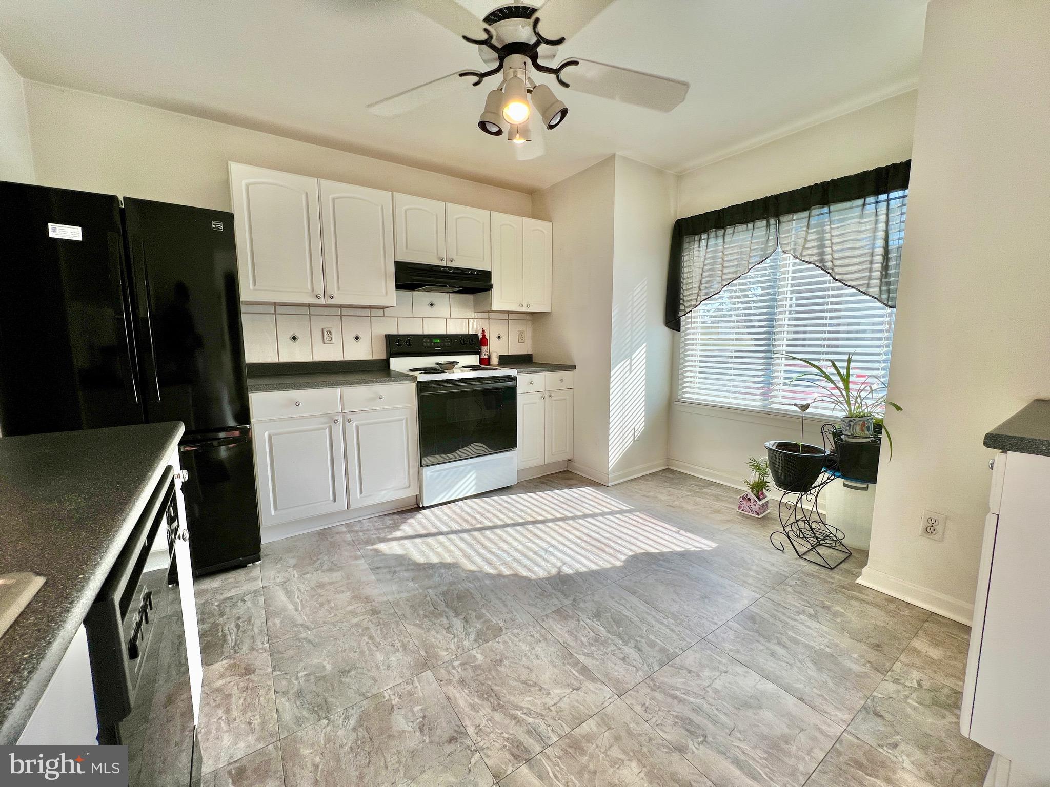 CLUB HILL - Residential