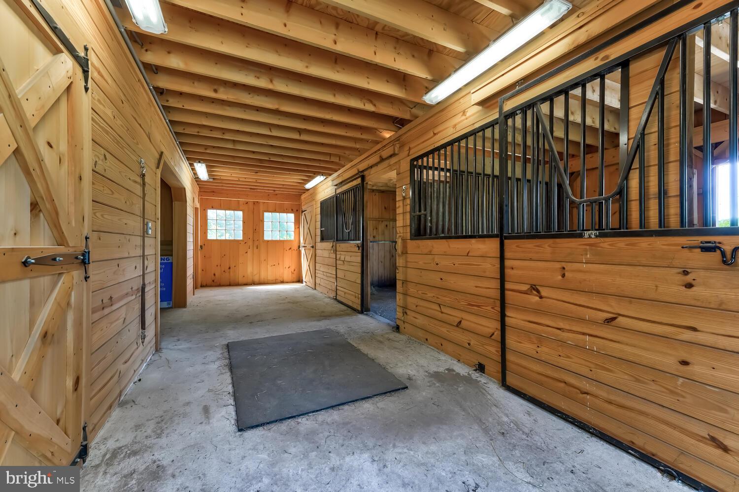 BIRCH RUN - Residential