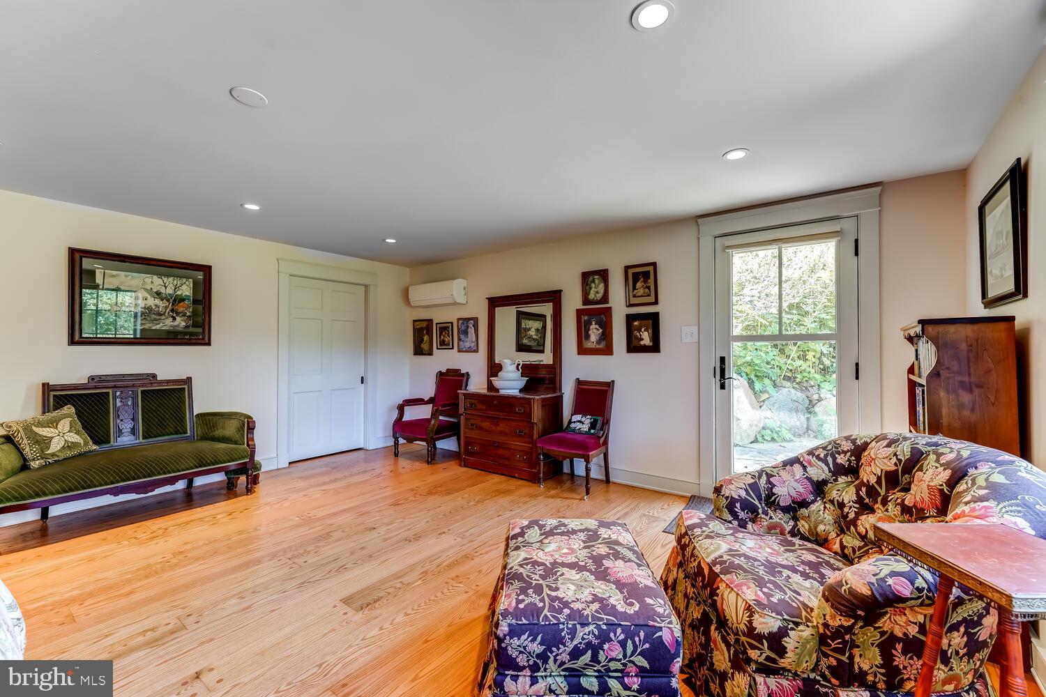 BIRCH RUN - Residential