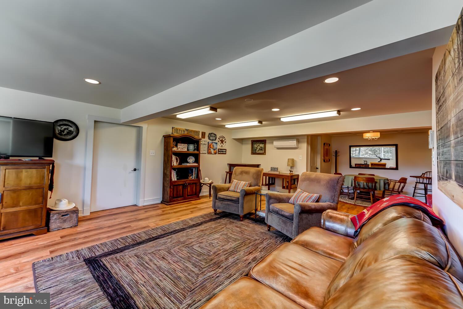 BIRCH RUN - Residential