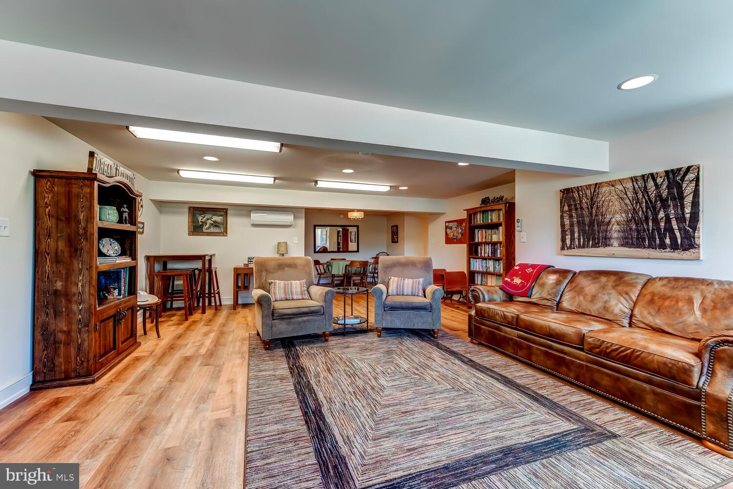 BIRCH RUN - Residential