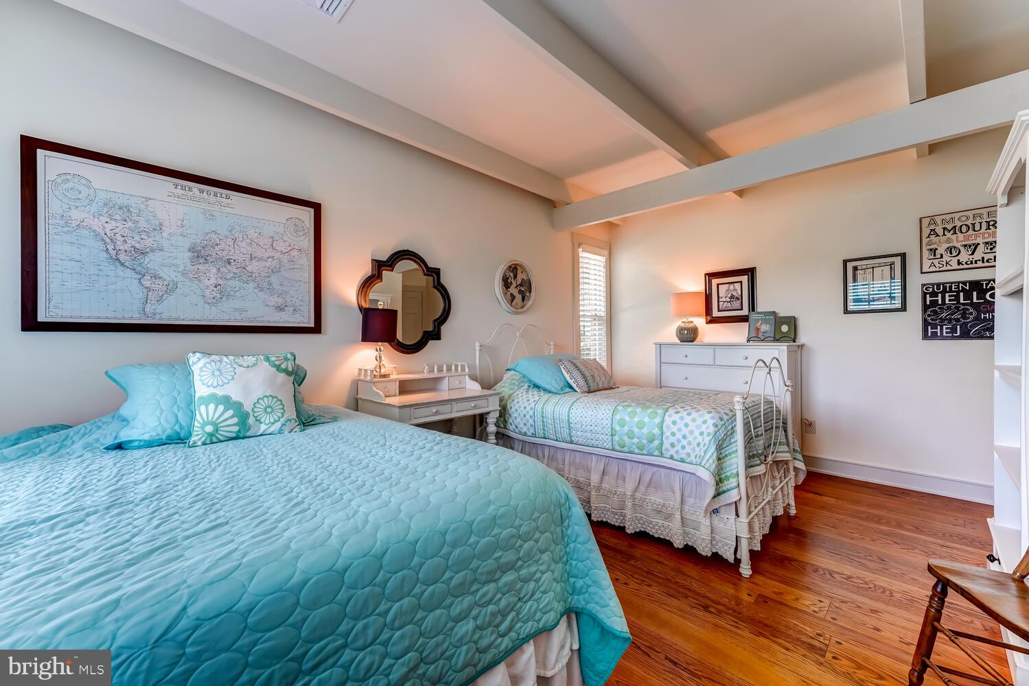 BIRCH RUN - Residential