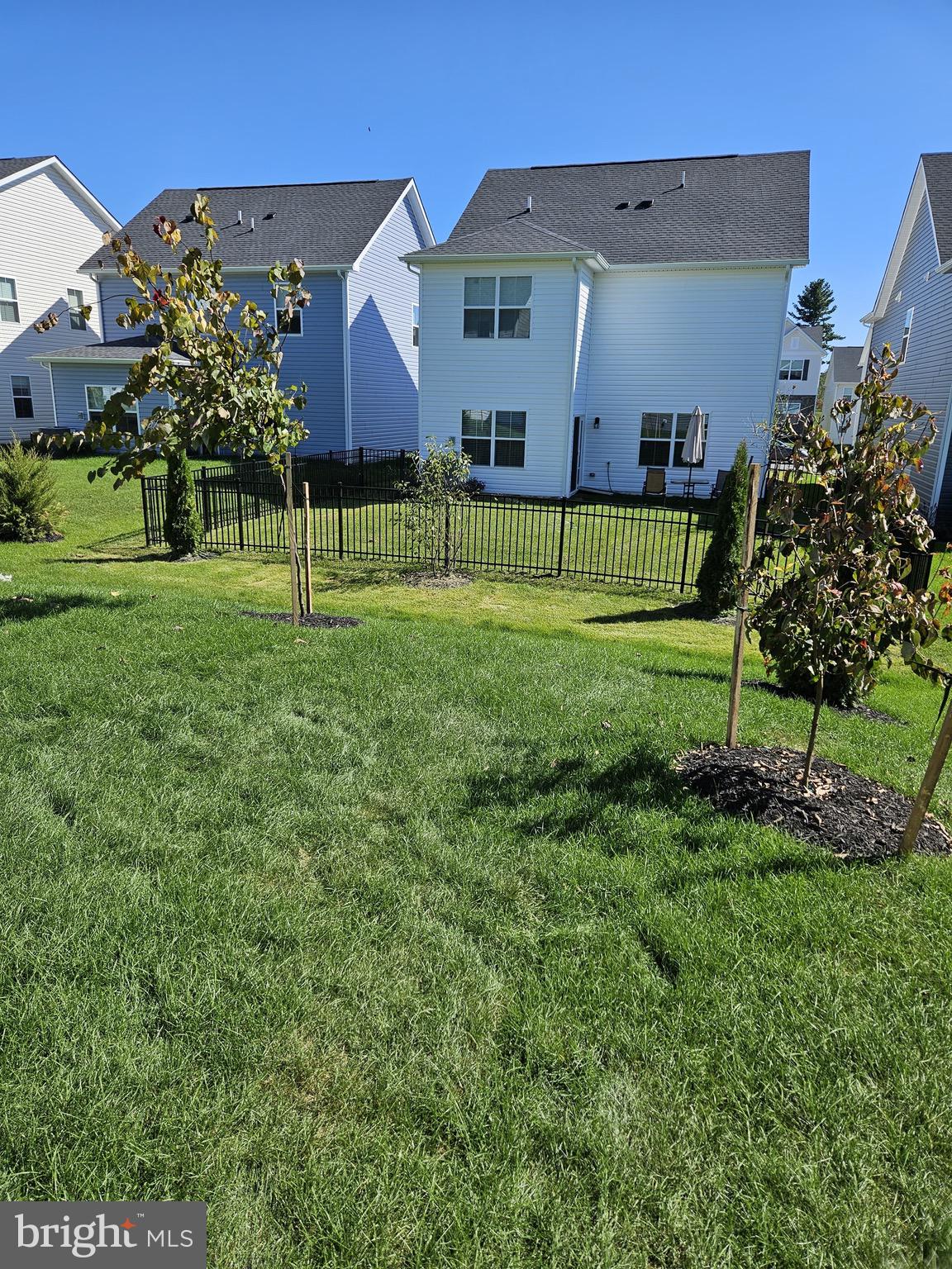 ABRAMS POINTE - Residential Lease