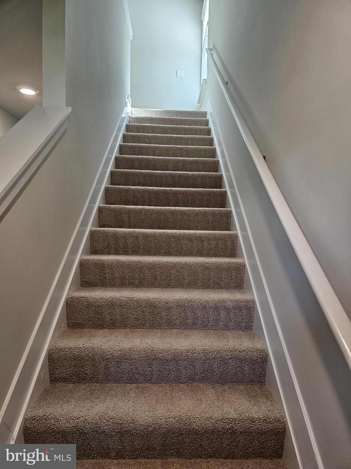 ABRAMS POINTE - Residential Lease