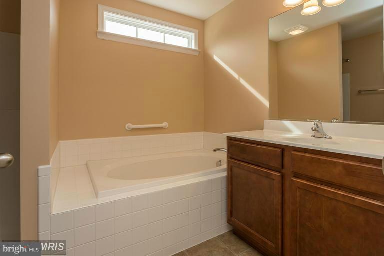 POTOMAC SHORES - Residential